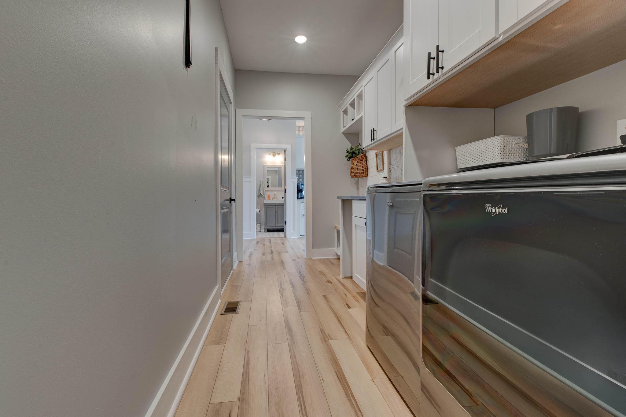 Richmond, Kentucky, 40475, United States, 4 Bedrooms Bedrooms, ,6 BathroomsBathrooms,Residential,For Sale,1971513