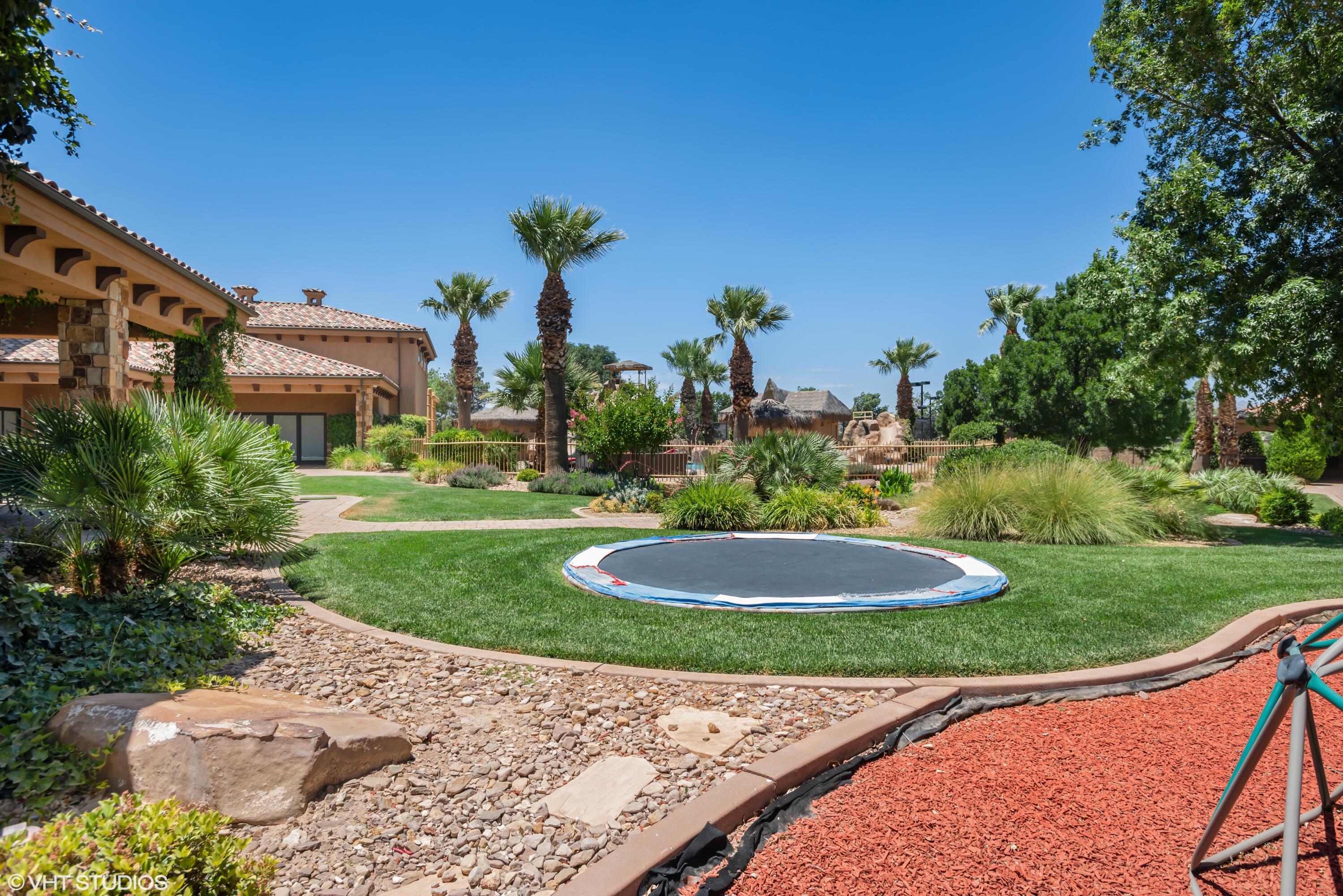 Washington, Utah, 84780, United States, 7 Bedrooms Bedrooms, ,7 BathroomsBathrooms,Residential,For Sale,2005134