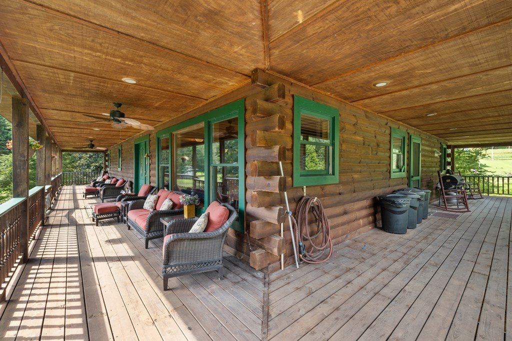 Hayesville, North Carolina, 28904, United States, 3 Bedrooms Bedrooms, ,4 BathroomsBathrooms,Residential,For Sale,1909515