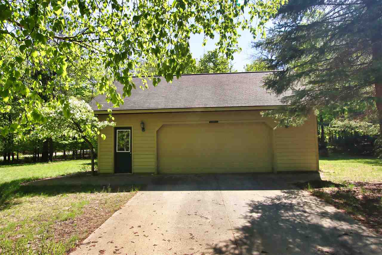 East Jordan, Michigan, 49727, United States, 3 Bedrooms Bedrooms, ,3 BathroomsBathrooms,Residential,For Sale,1804420