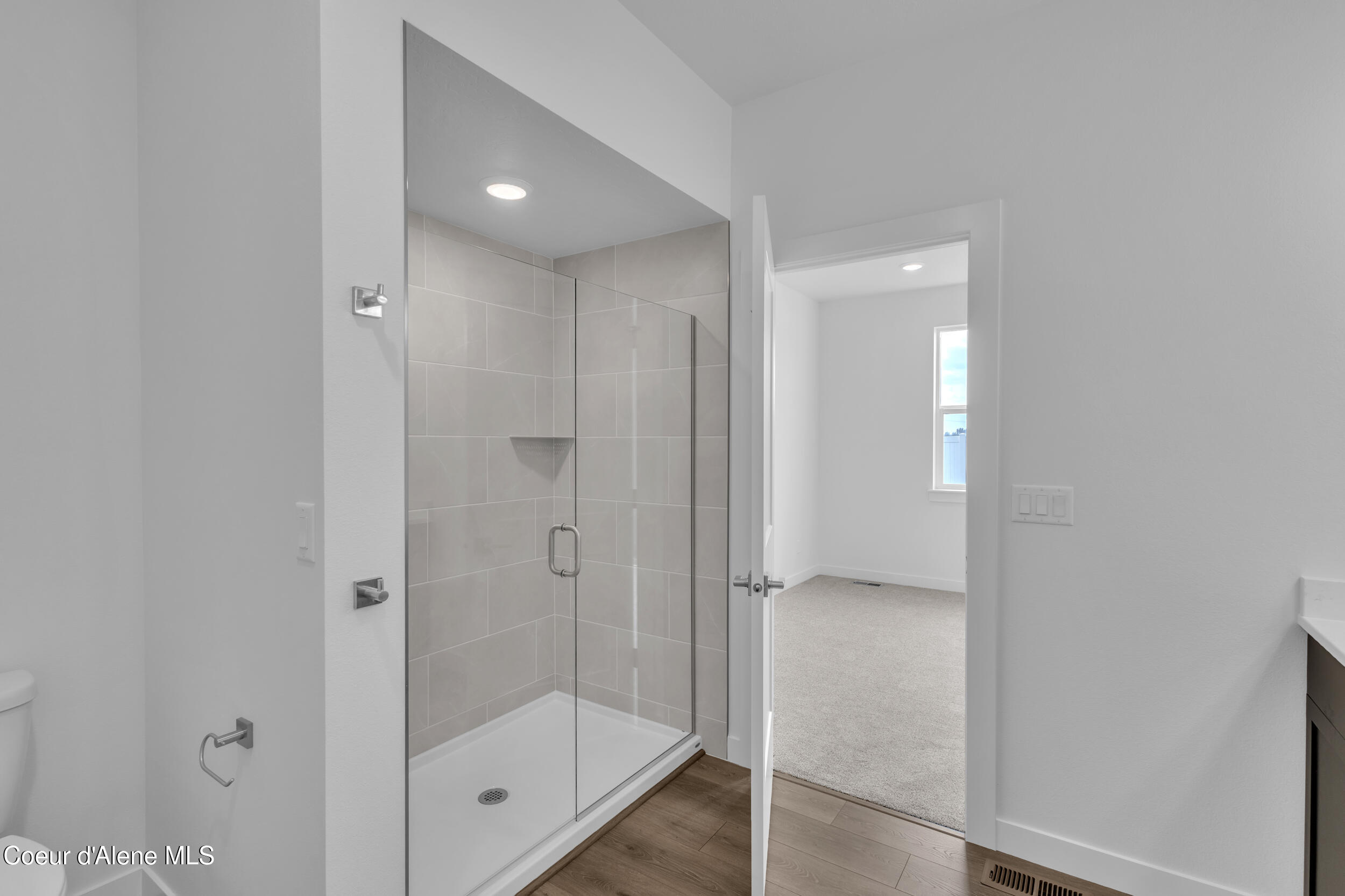 Coeur d'Alene, Idaho, 83815, United States, 3 Bedrooms Bedrooms, ,2 BathroomsBathrooms,Residential,For Sale,1999296