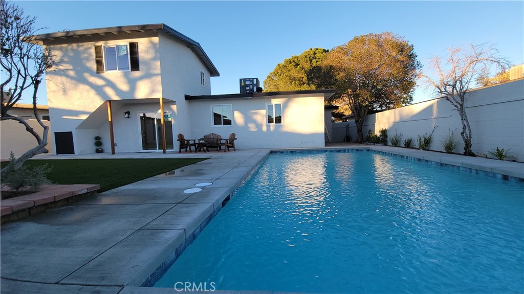 Palmdale, California, 93550, United States, 4 Bedrooms Bedrooms, ,2 BathroomsBathrooms,Residential,For Sale,2010362