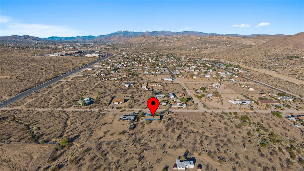 Yucca Valley, California, 92284, United States, 4 Bedrooms Bedrooms, ,2 BathroomsBathrooms,Residential,For Sale,1978728