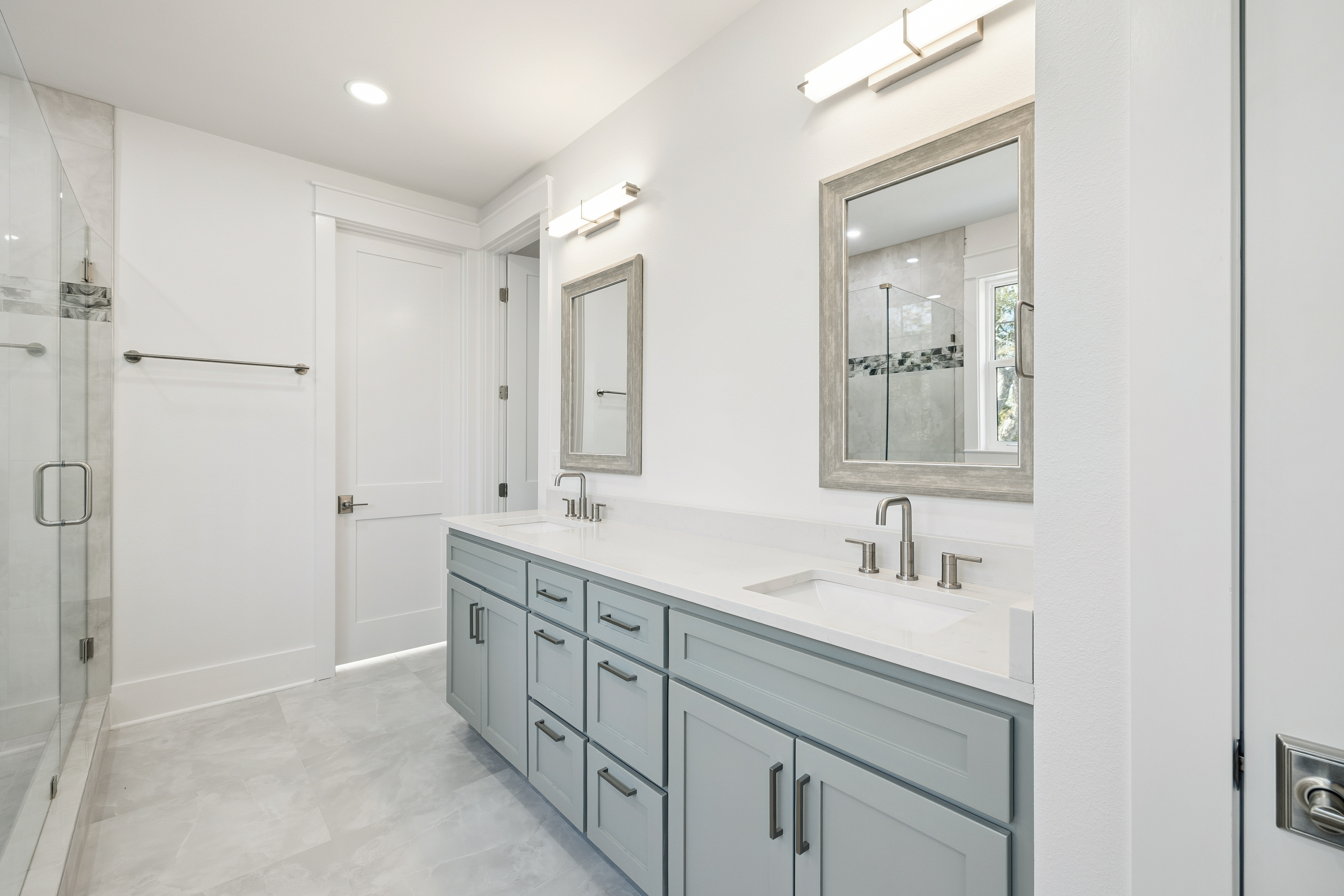  Waterfront Canal Home With Expanded Floor Plan And Bay Access - 物件實景