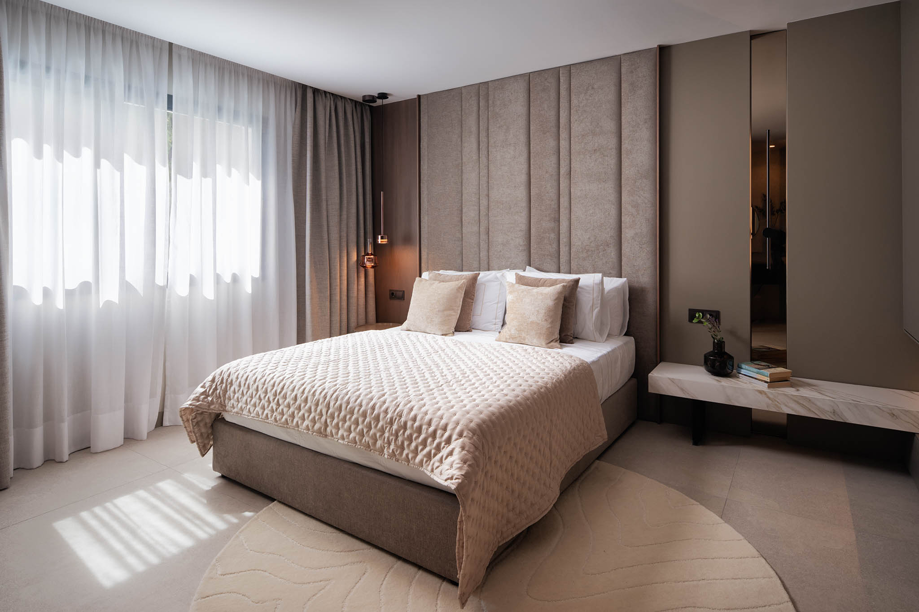  Renovated duplex penthouse with rooftop terrace on Marbella’s Golden Mile - 物件實景