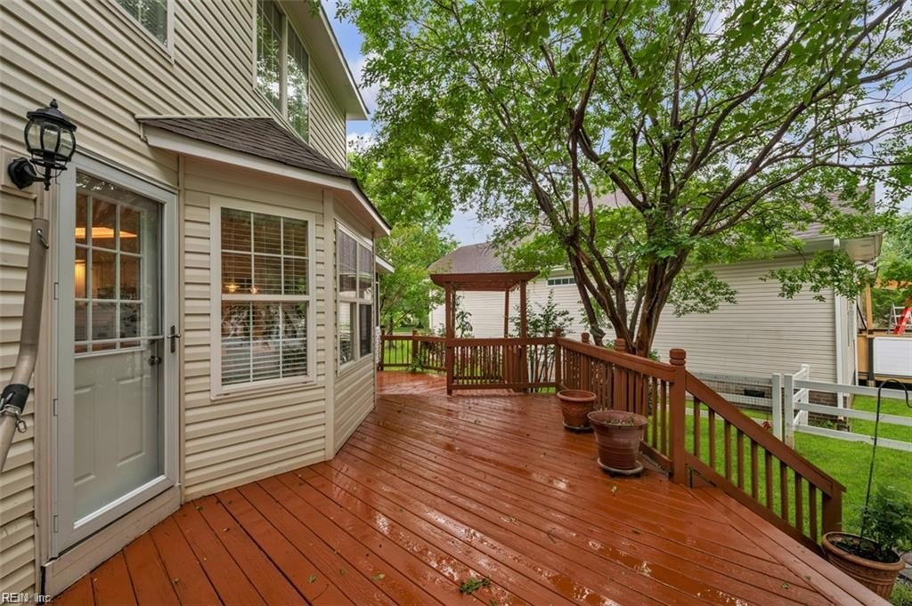 Virginia Beach, Virginia, 23456, United States, 6 Bedrooms Bedrooms, ,4 BathroomsBathrooms,Residential,For Sale,1942829