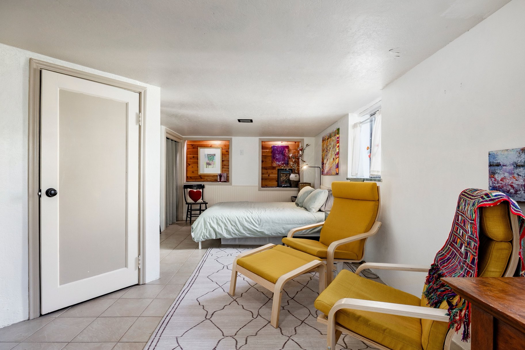  Beautifully Updated Home with 2,074 Sq. Ft. of Living Space, Historic Character - 物件實景
