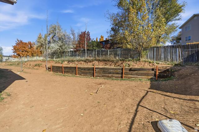 Layton, Utah, 84041, United States, 4 Bedrooms Bedrooms, ,4 BathroomsBathrooms,Residential,For Sale,1990217