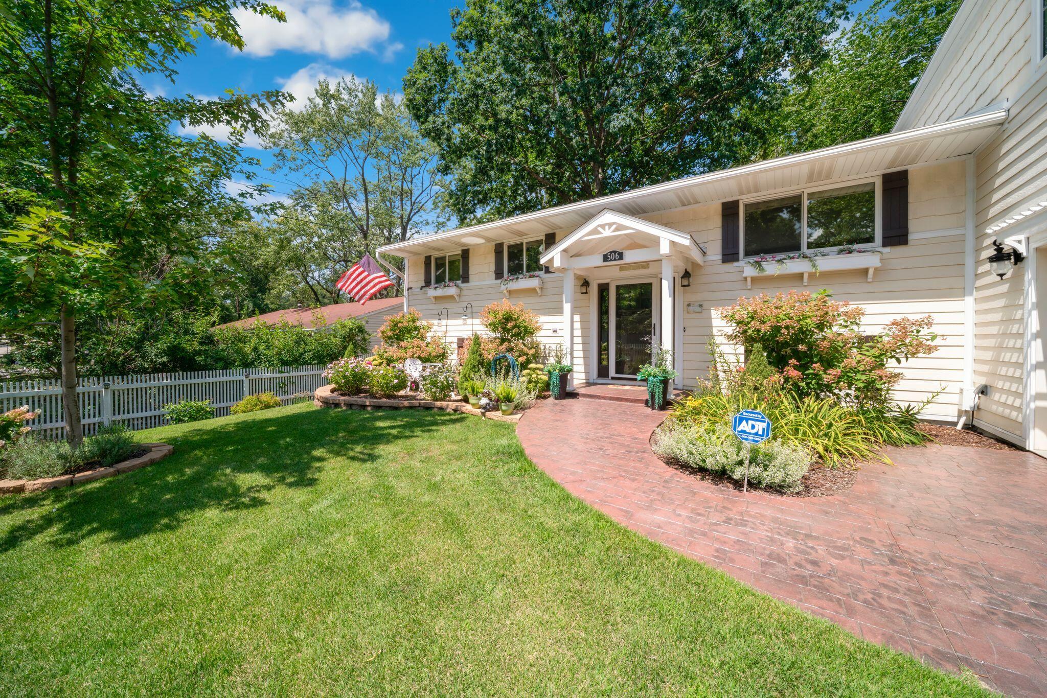 Michigan City, Indiana, 46360, United States, 4 Bedrooms Bedrooms, ,2 BathroomsBathrooms,Residential,For Sale,1938818