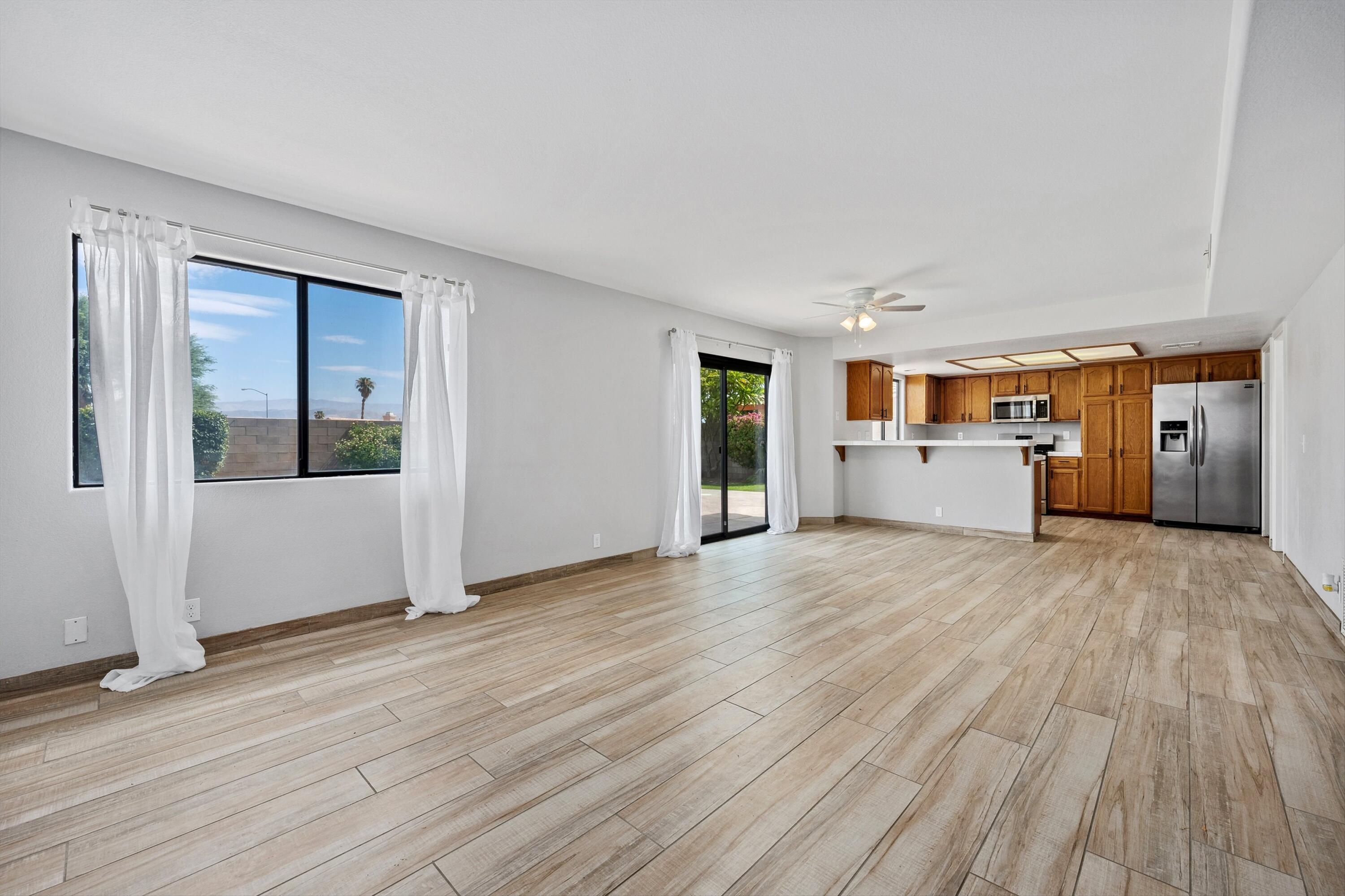 Indio, California, 92201, United States, 3 Bedrooms Bedrooms, ,2 BathroomsBathrooms,Residential,For Sale,1891507
