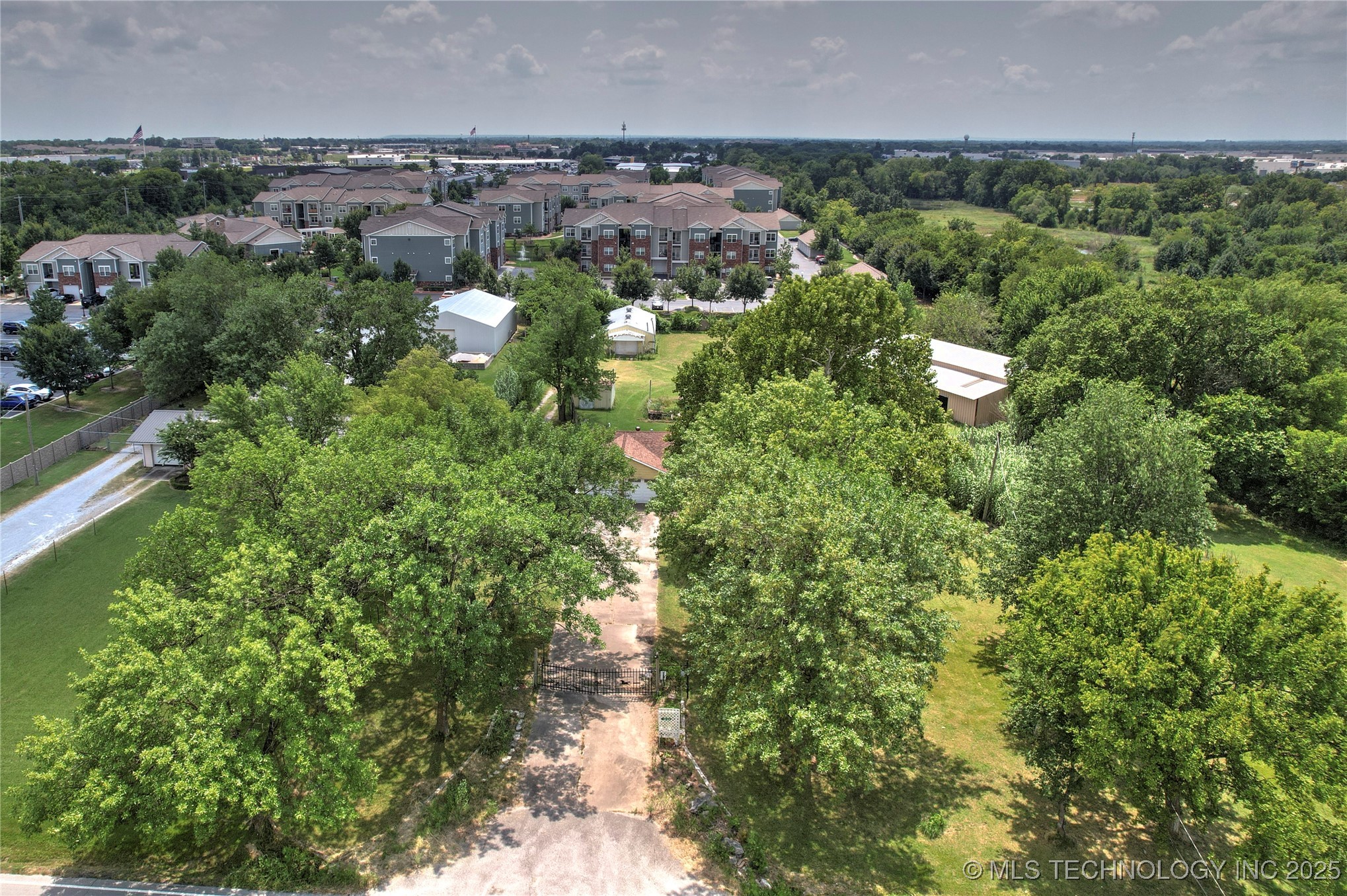 Broken Arrow, Oklahoma, 74012, United States, ,Residential,For Sale,1903878