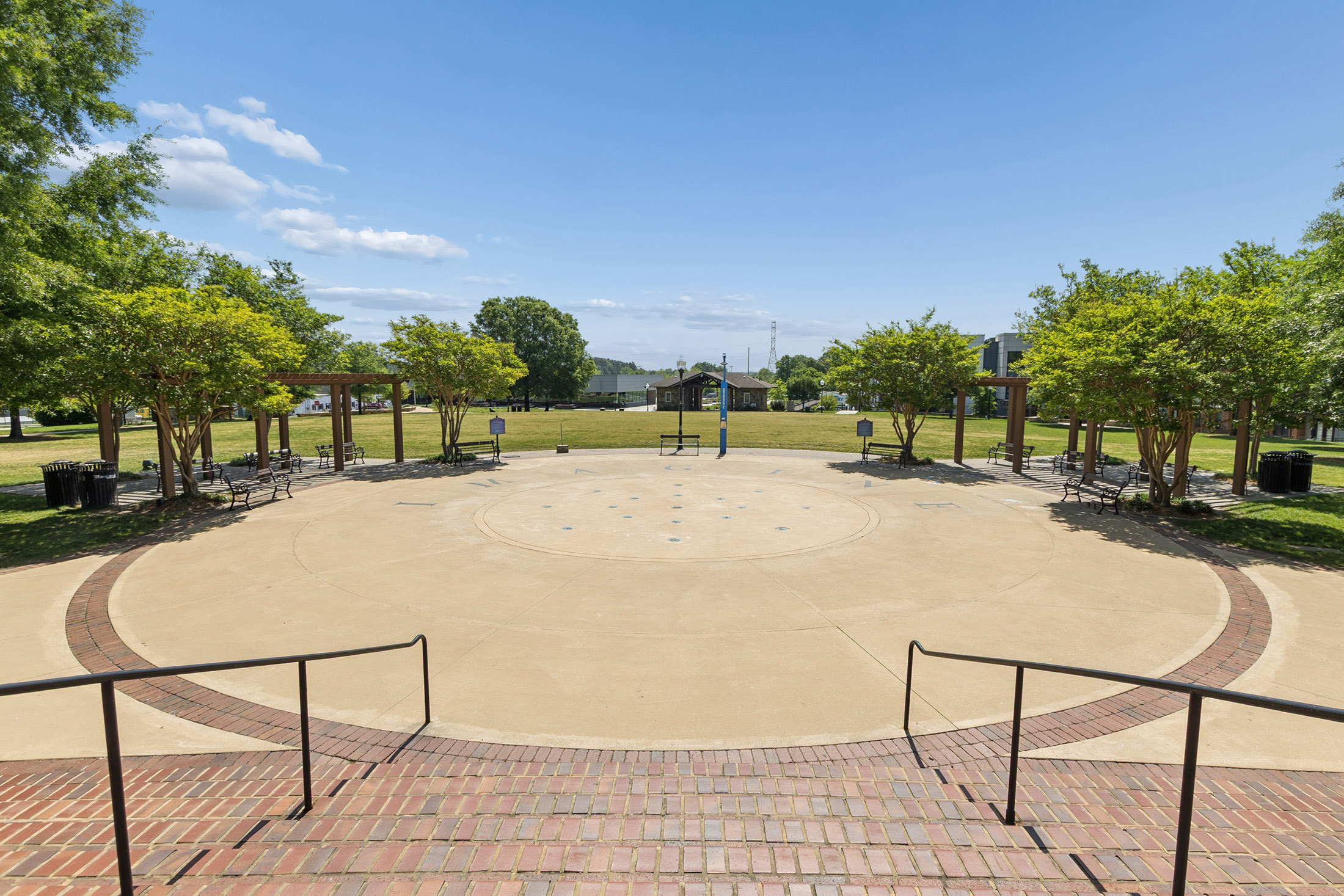  Charming Cape Cod Cottage Style Townhome - 物件實景