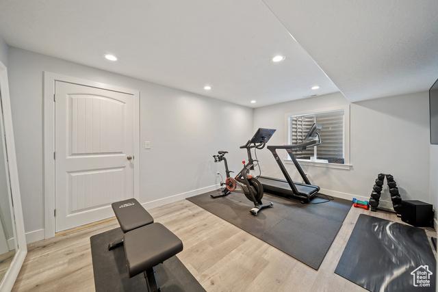 Lehi, Utah, 84043, United States, 6 Bedrooms Bedrooms, ,4 BathroomsBathrooms,Residential,For Sale,1938203