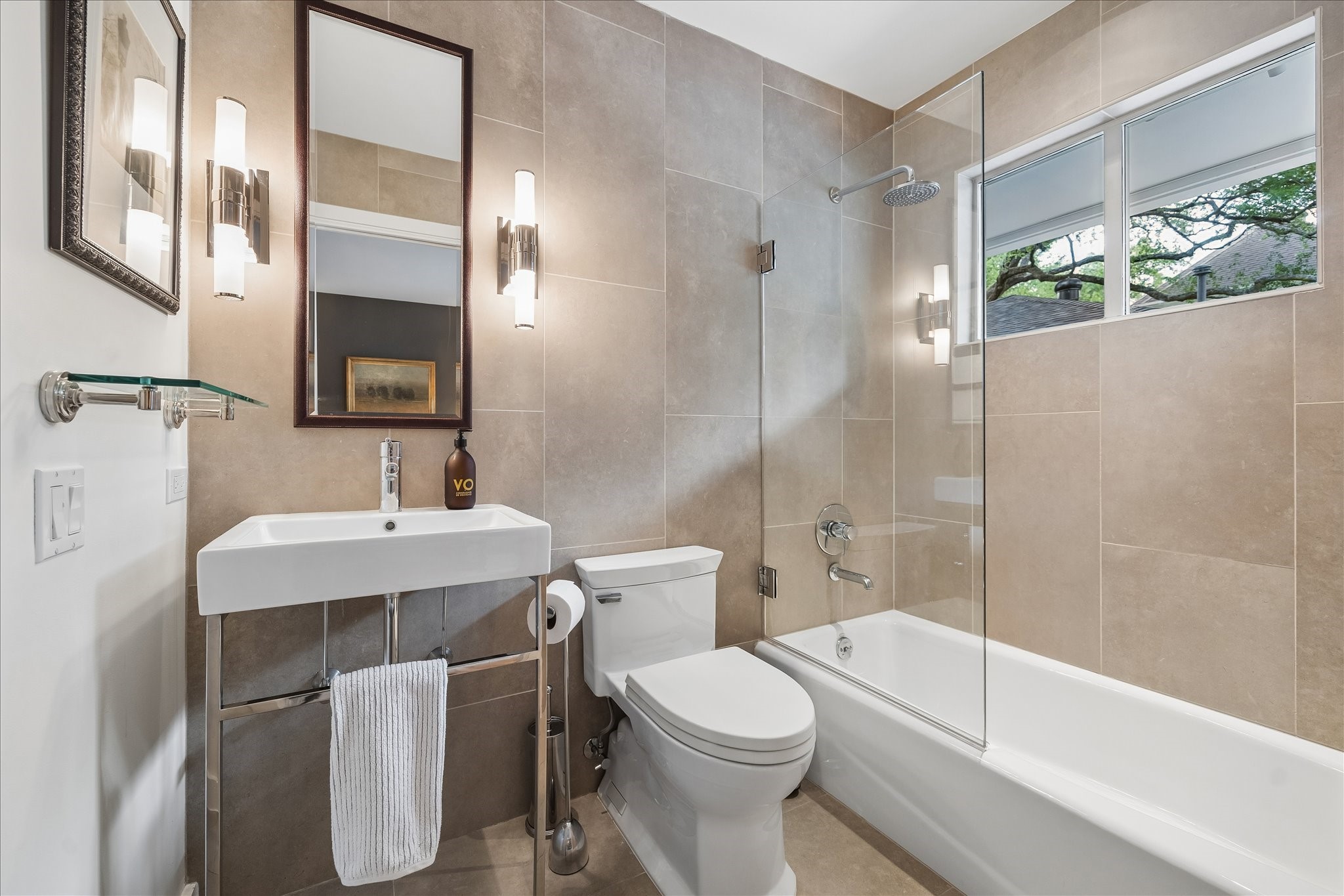  4114 Whitman Street - 物件實景