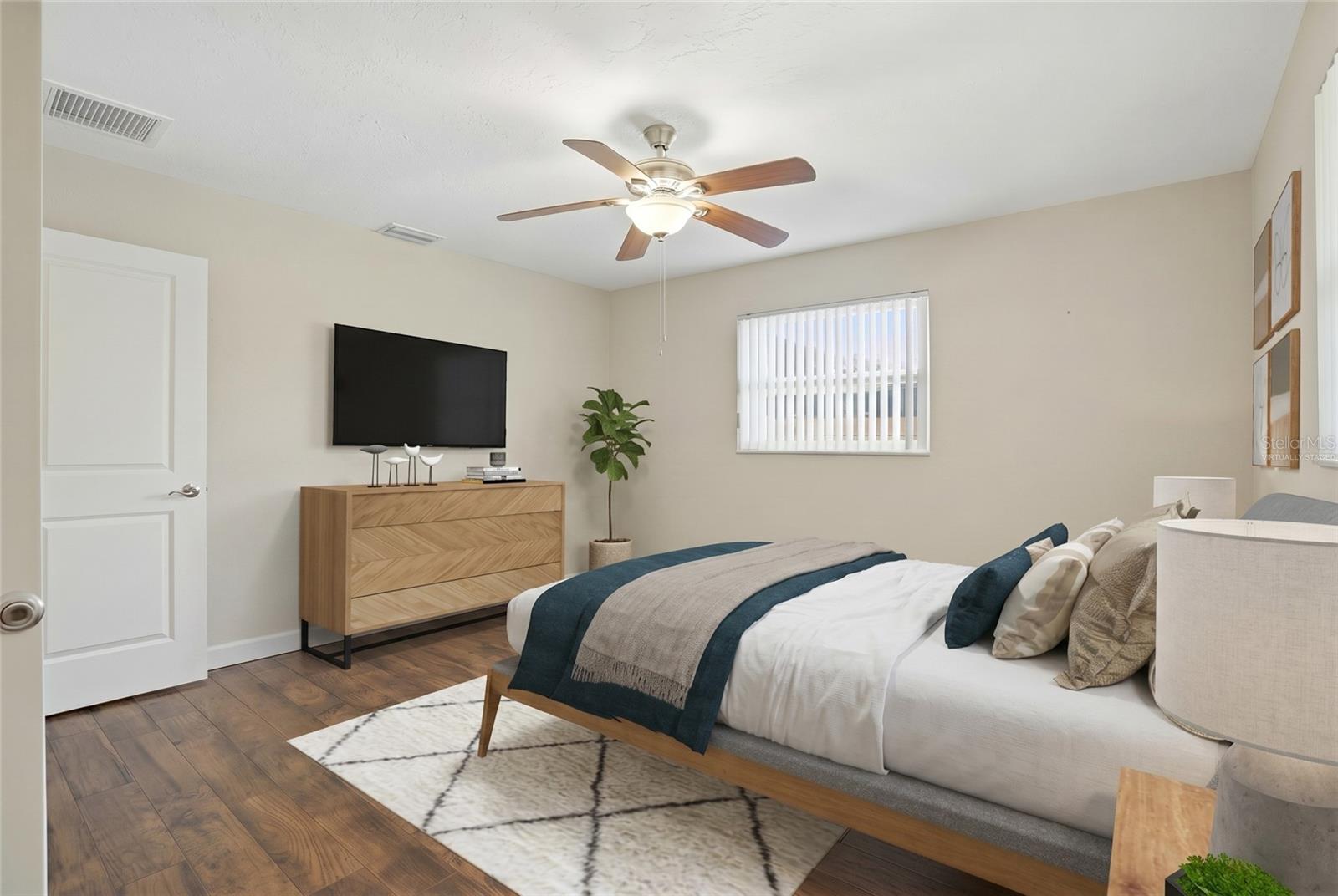 Clearwater, Florida, 33764, United States, 4 Bedrooms Bedrooms, ,3 BathroomsBathrooms,Residential,For Sale,2028433