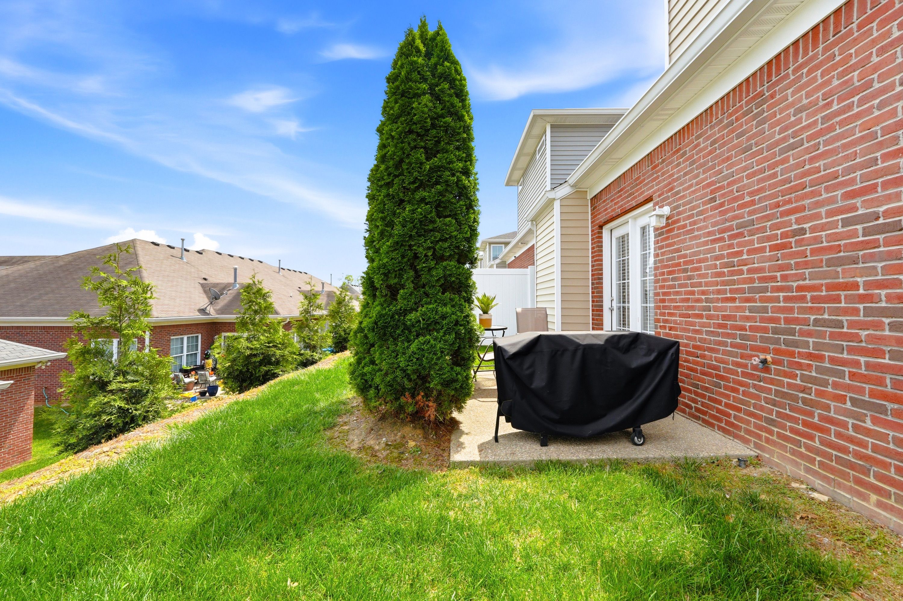  907 South English Station Road, Louisville, KY 40299 - 物件實景