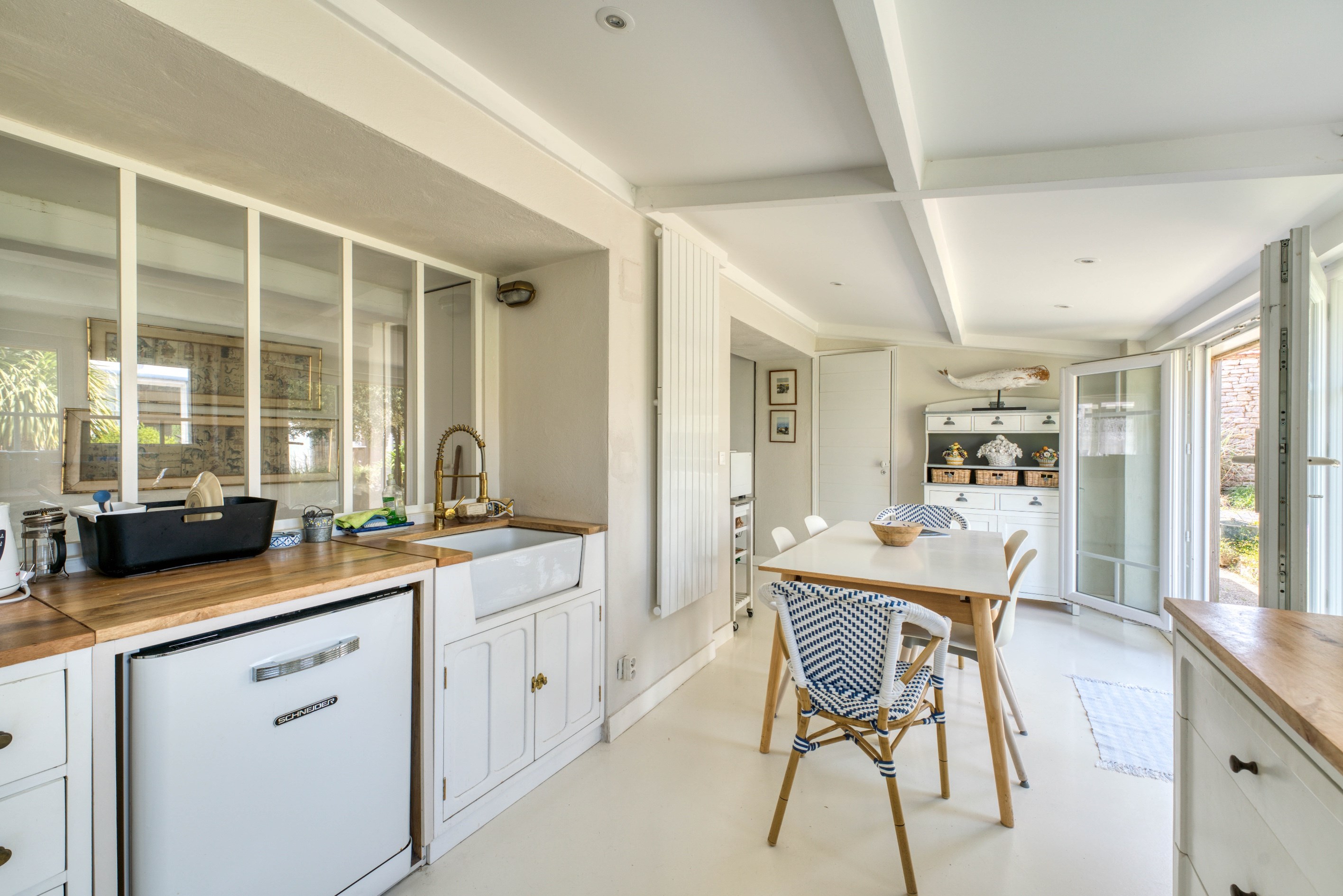  Charming 4-bedroom house in St Denis d