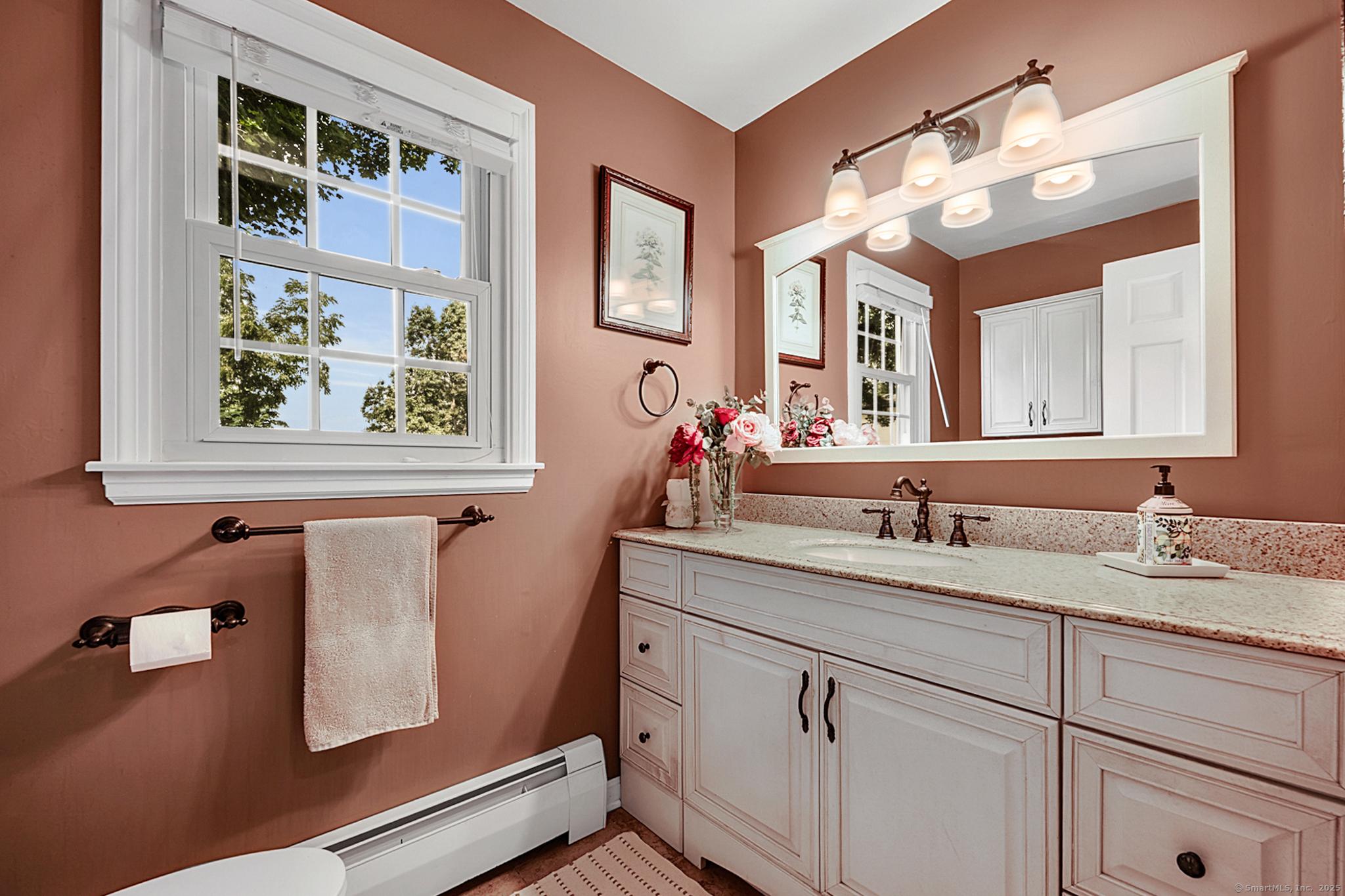 Middletown, Connecticut, 06457, United States, 4 Bedrooms Bedrooms, ,2 BathroomsBathrooms,Residential,For Sale,1920359