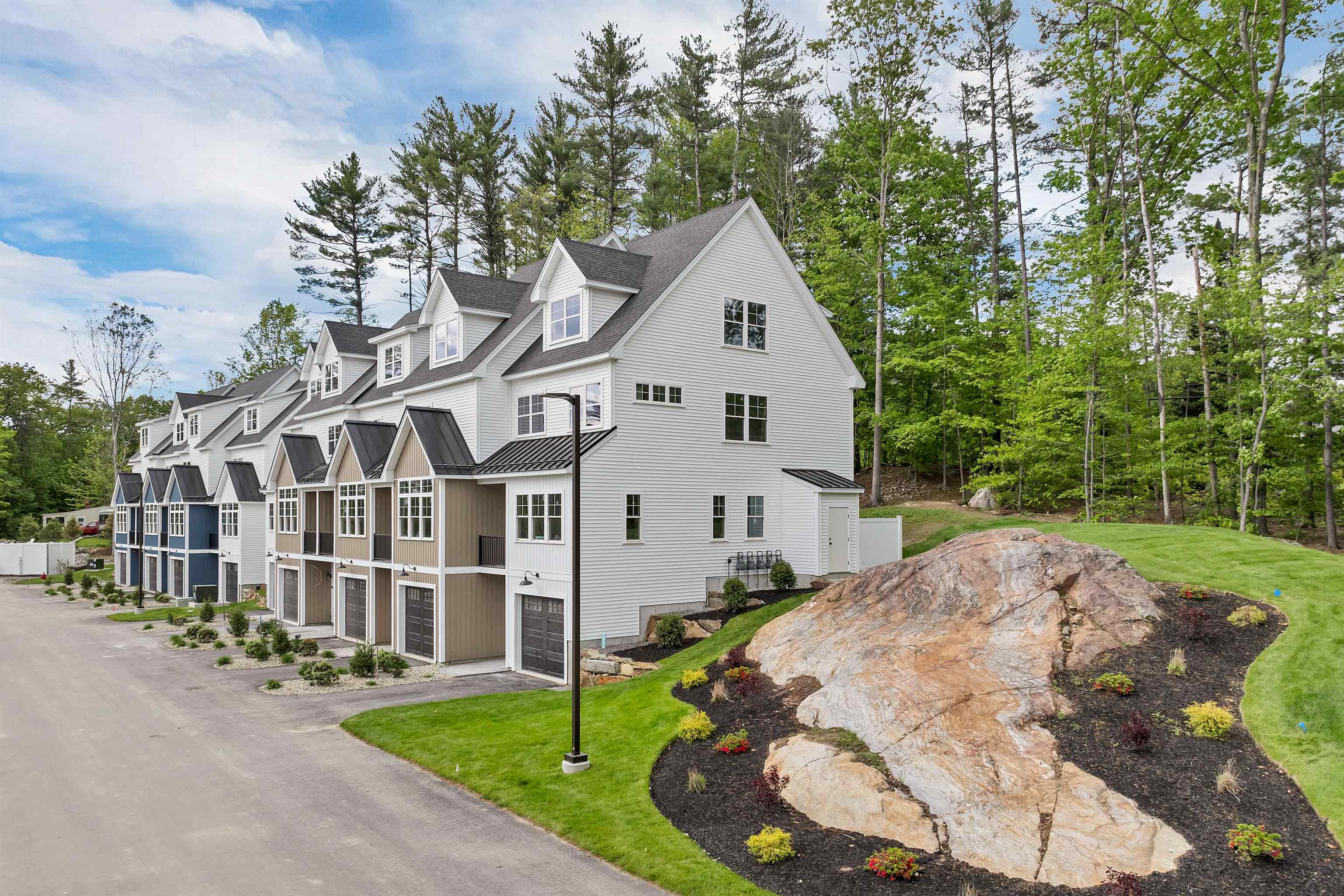 Laconia, New Hampshire, 03246, United States, 3 Bedrooms Bedrooms, ,2 BathroomsBathrooms,Residential,For Sale,1826801