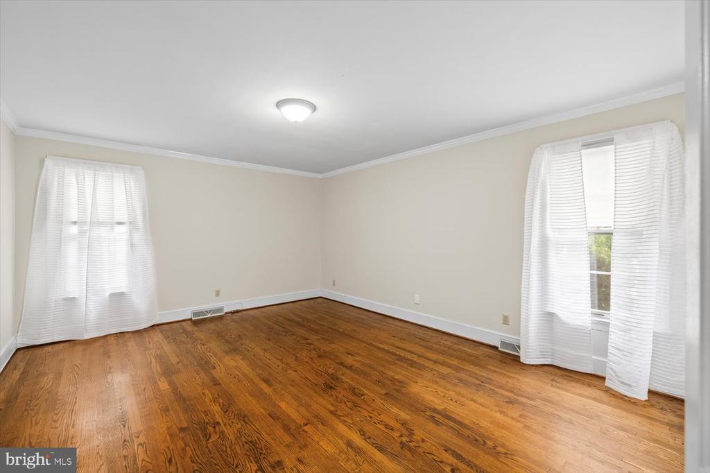 Fredericksburg, Virginia, 22401, United States, 3 Bedrooms Bedrooms, ,3 BathroomsBathrooms,Residential,For Sale,1903786