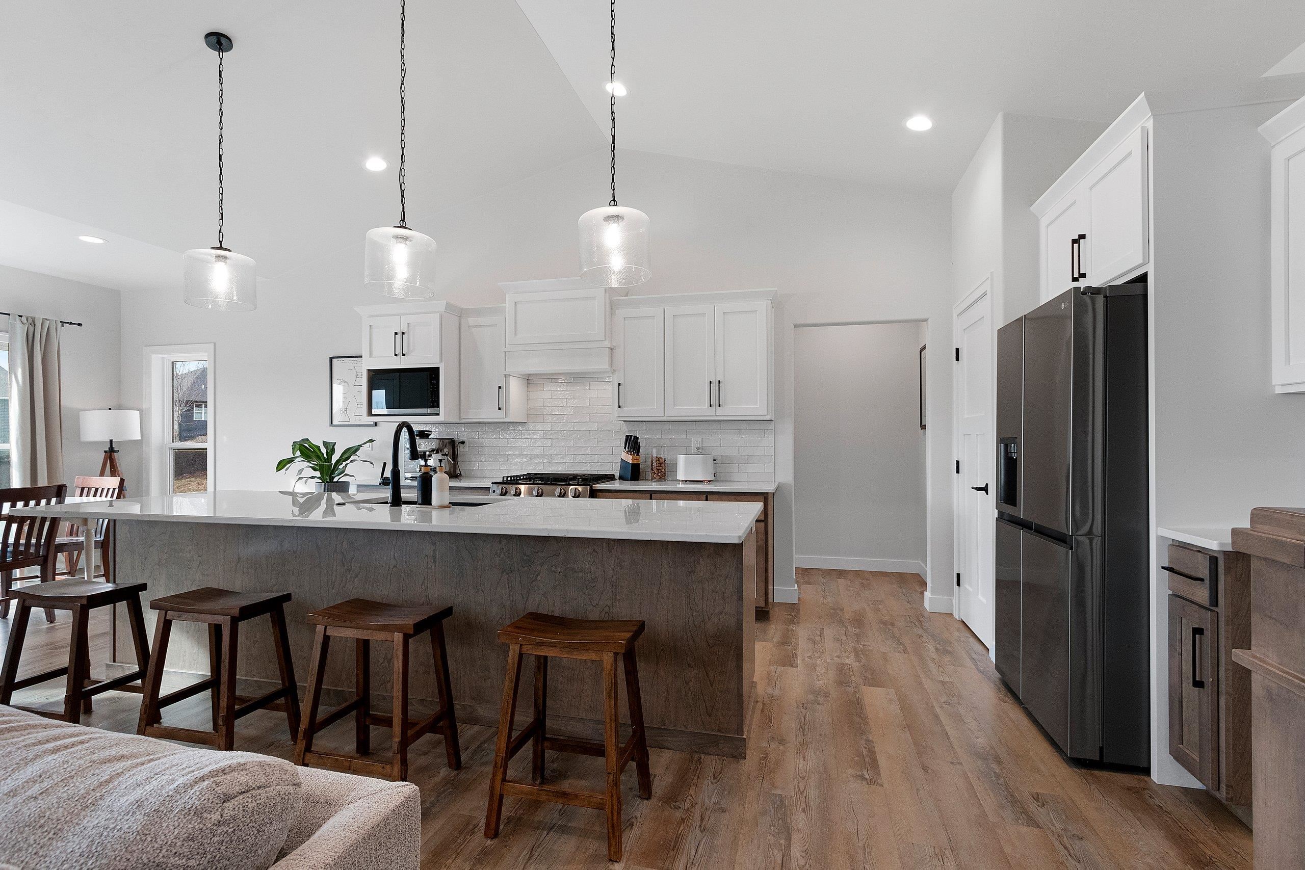 SUAMICO, Wisconsin, 54313, United States, 5 Bedrooms Bedrooms, ,4 BathroomsBathrooms,Residential,For Sale,2000952