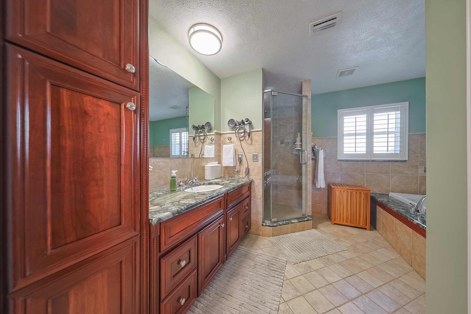 Apollo Beach, Florida, 33572, United States, 4 Bedrooms Bedrooms, ,2 BathroomsBathrooms,Residential,For Sale,1992760
