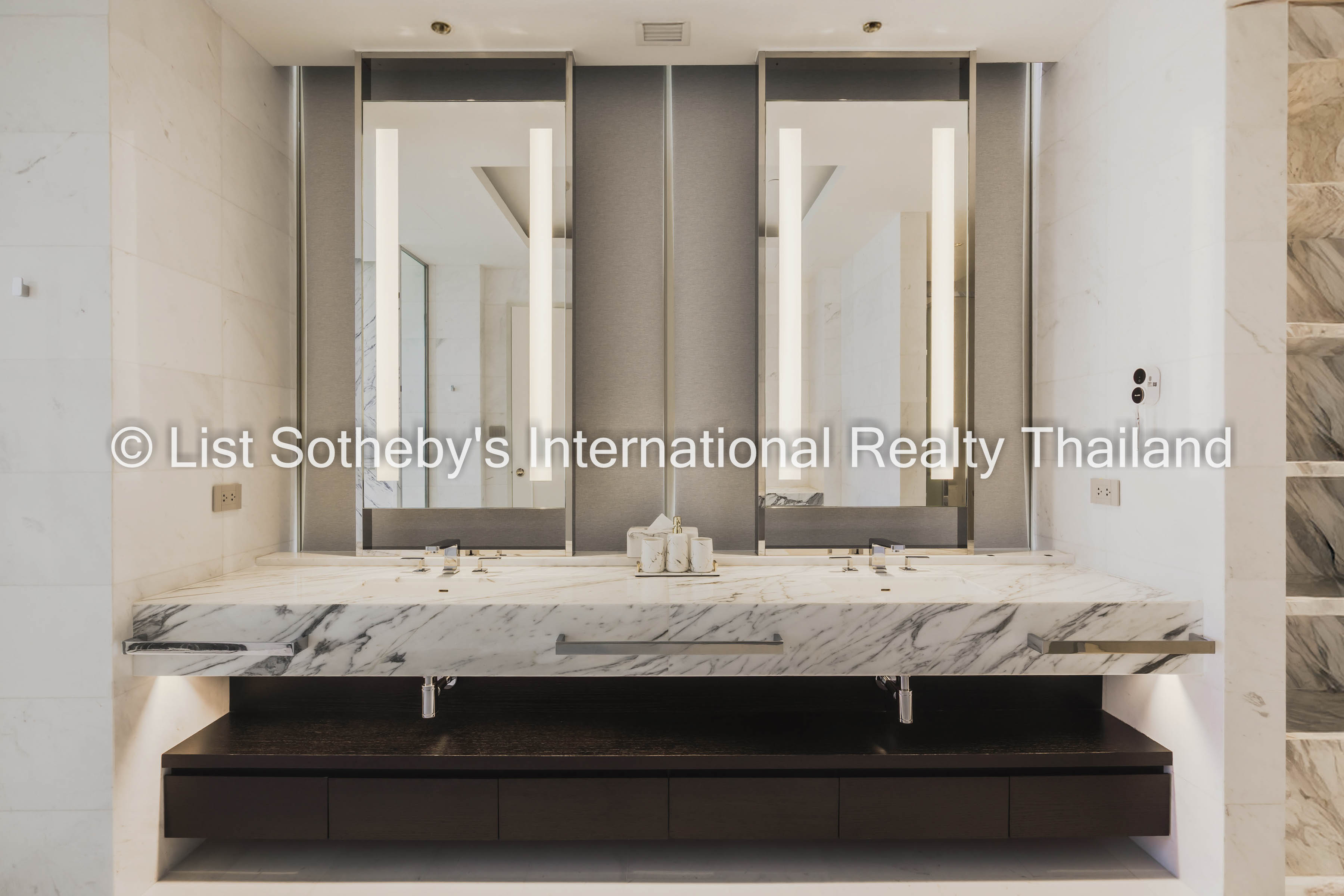  Four Seasons Private Residences - 物件實景