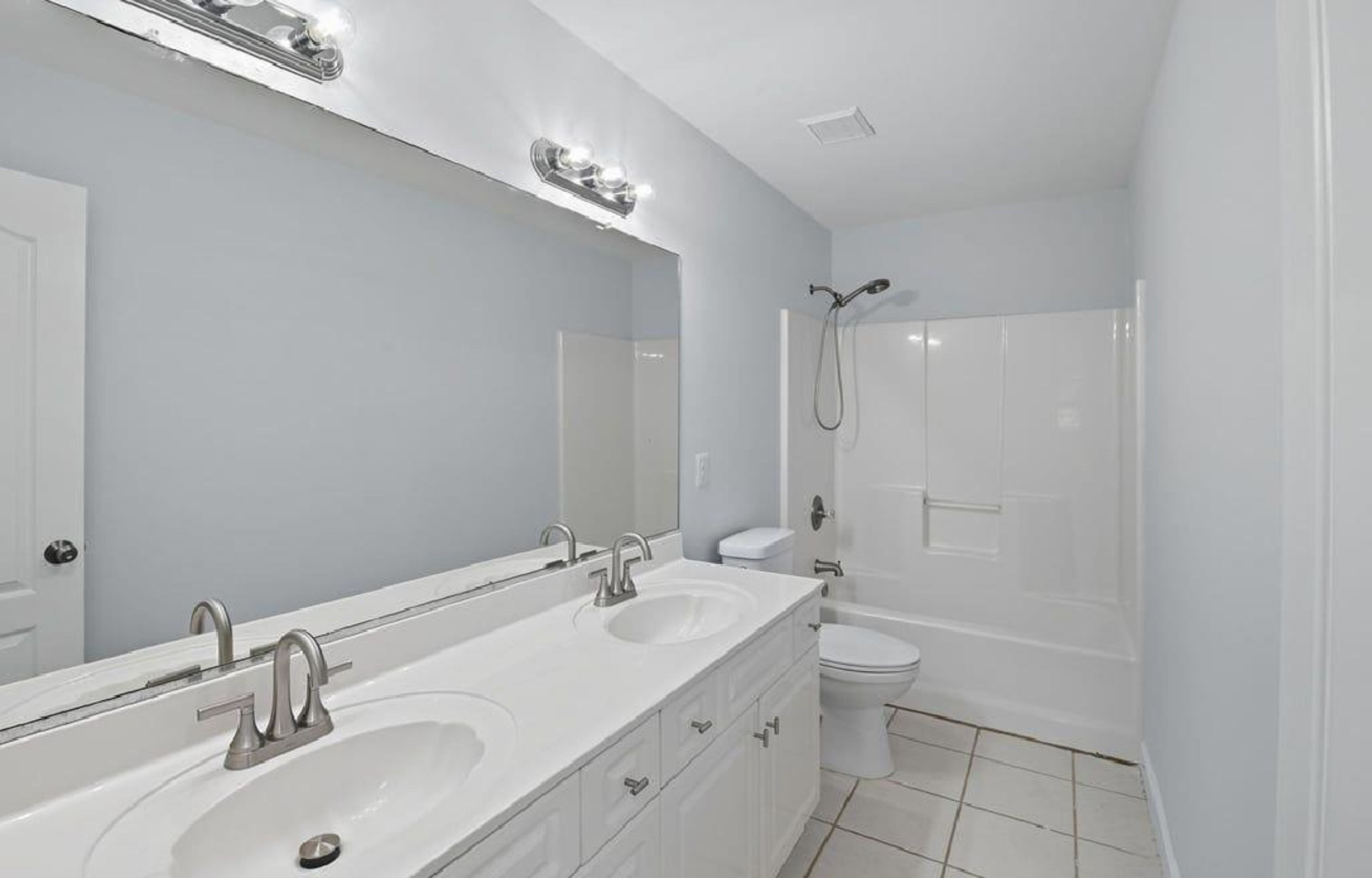 Suffolk, Virginia, 23435, United States, 5 Bedrooms Bedrooms, ,3 BathroomsBathrooms,Residential,For Sale,1942913