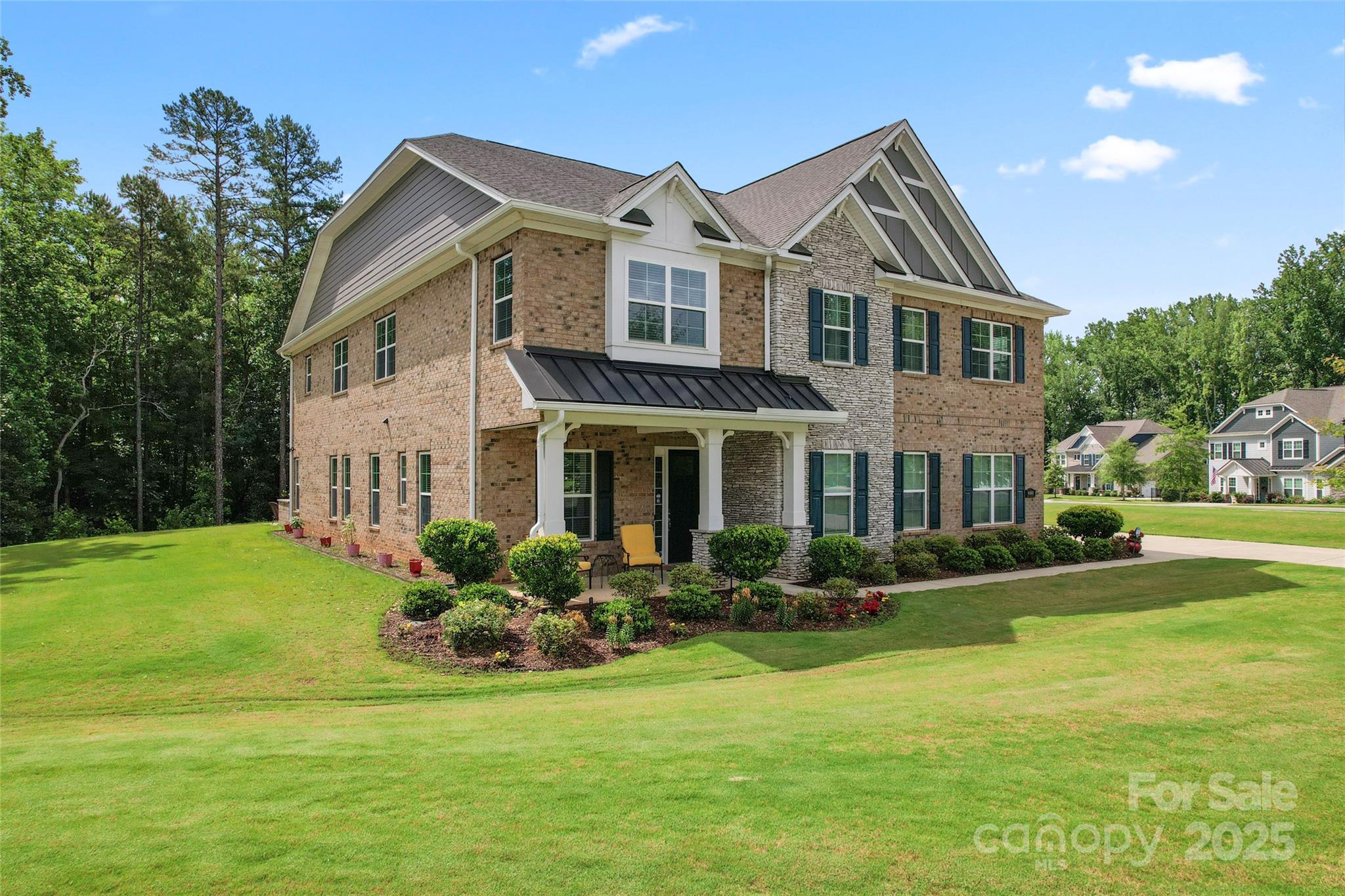 Fort Mill, South Carolina, 29707, United States, 5 Bedrooms Bedrooms, ,6 BathroomsBathrooms,Residential,For Sale,1982874