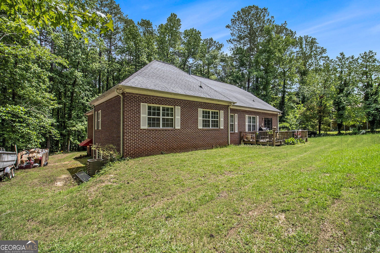 Atlanta, Georgia, 30331, United States, 5 Bedrooms Bedrooms, ,4 BathroomsBathrooms,Residential,For Sale,1908174