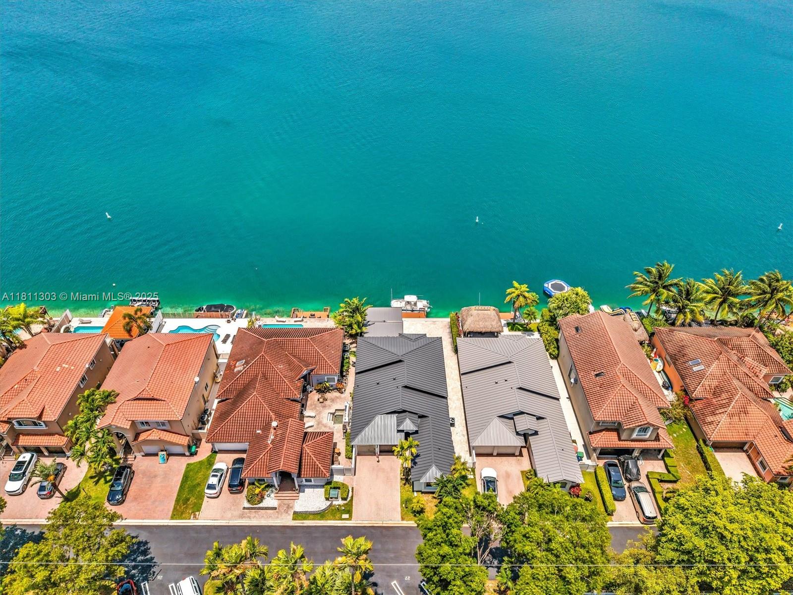 Miami, Florida, 33186, United States, 4 Bedrooms Bedrooms, ,2 BathroomsBathrooms,Residential,For Sale,1838976