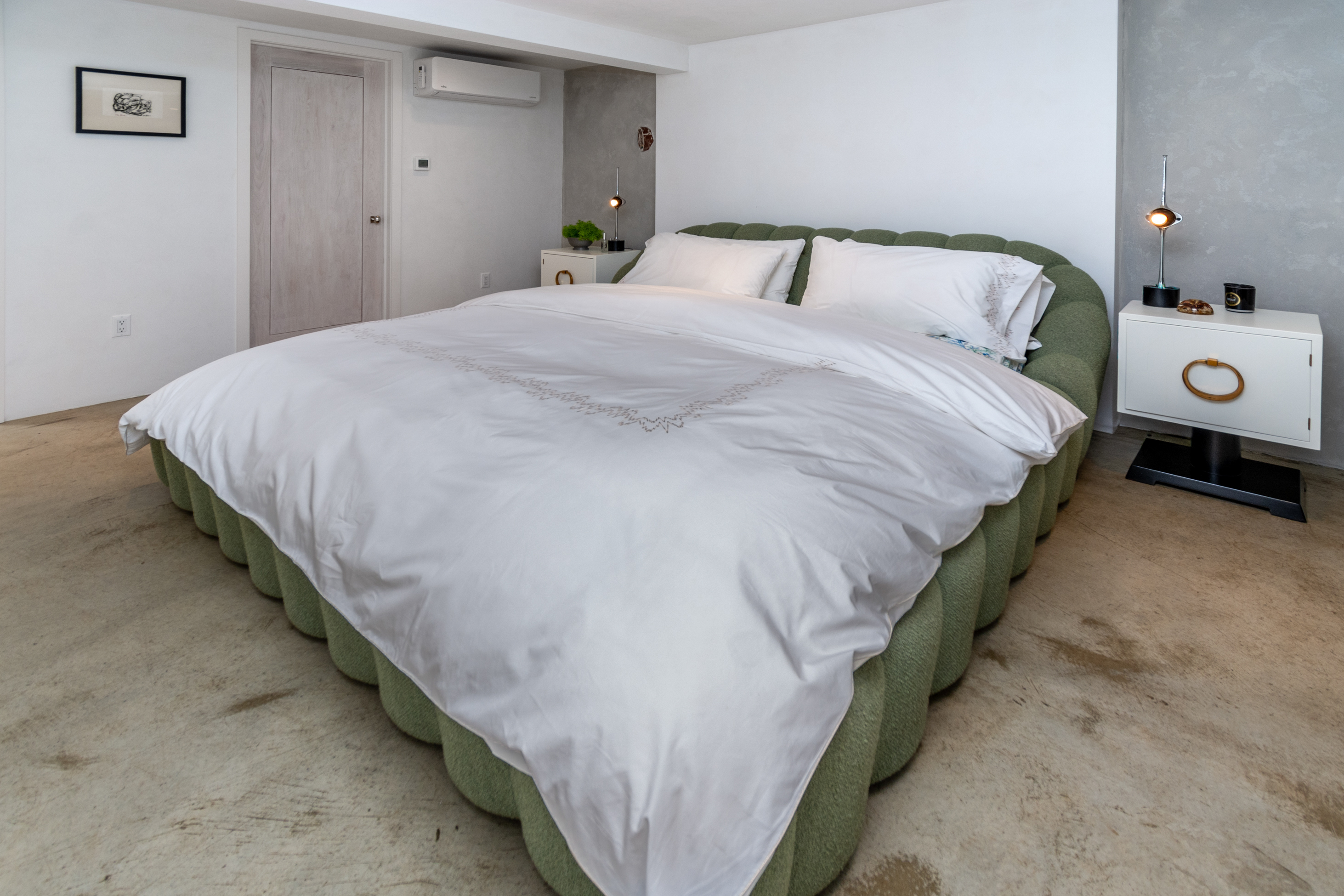  Lakeside Luxury on 44+ Acres - 物件實景