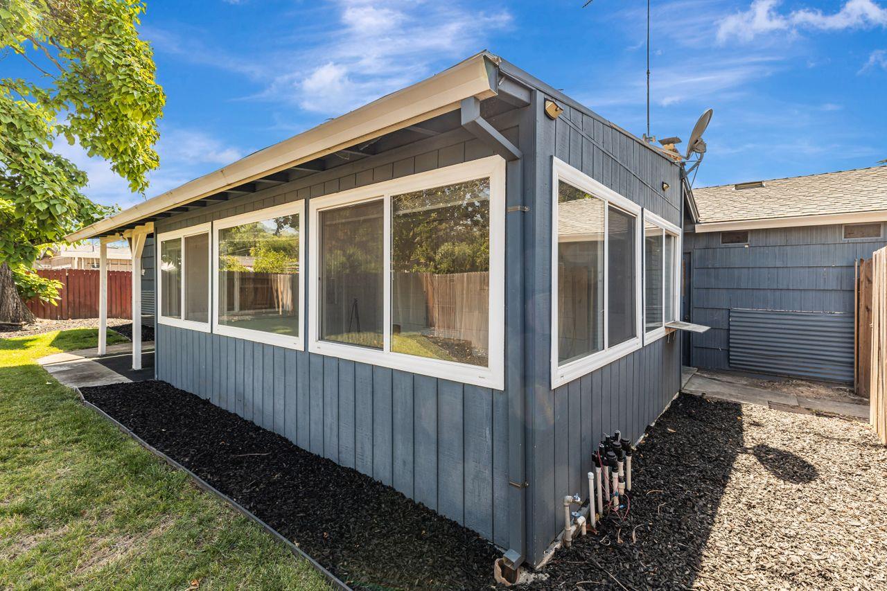 Sacramento, California, 95864, United States, 3 Bedrooms Bedrooms, ,2 BathroomsBathrooms,Residential,For Sale,1838270