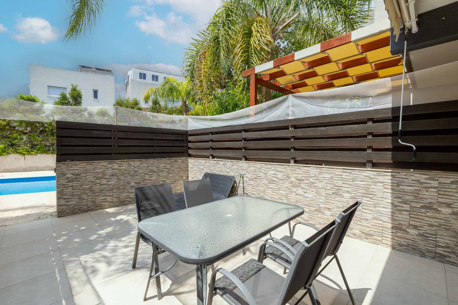  Coastal Living in Germasogeia - Renovated 2-Bedroom Maisonette - 物件實景