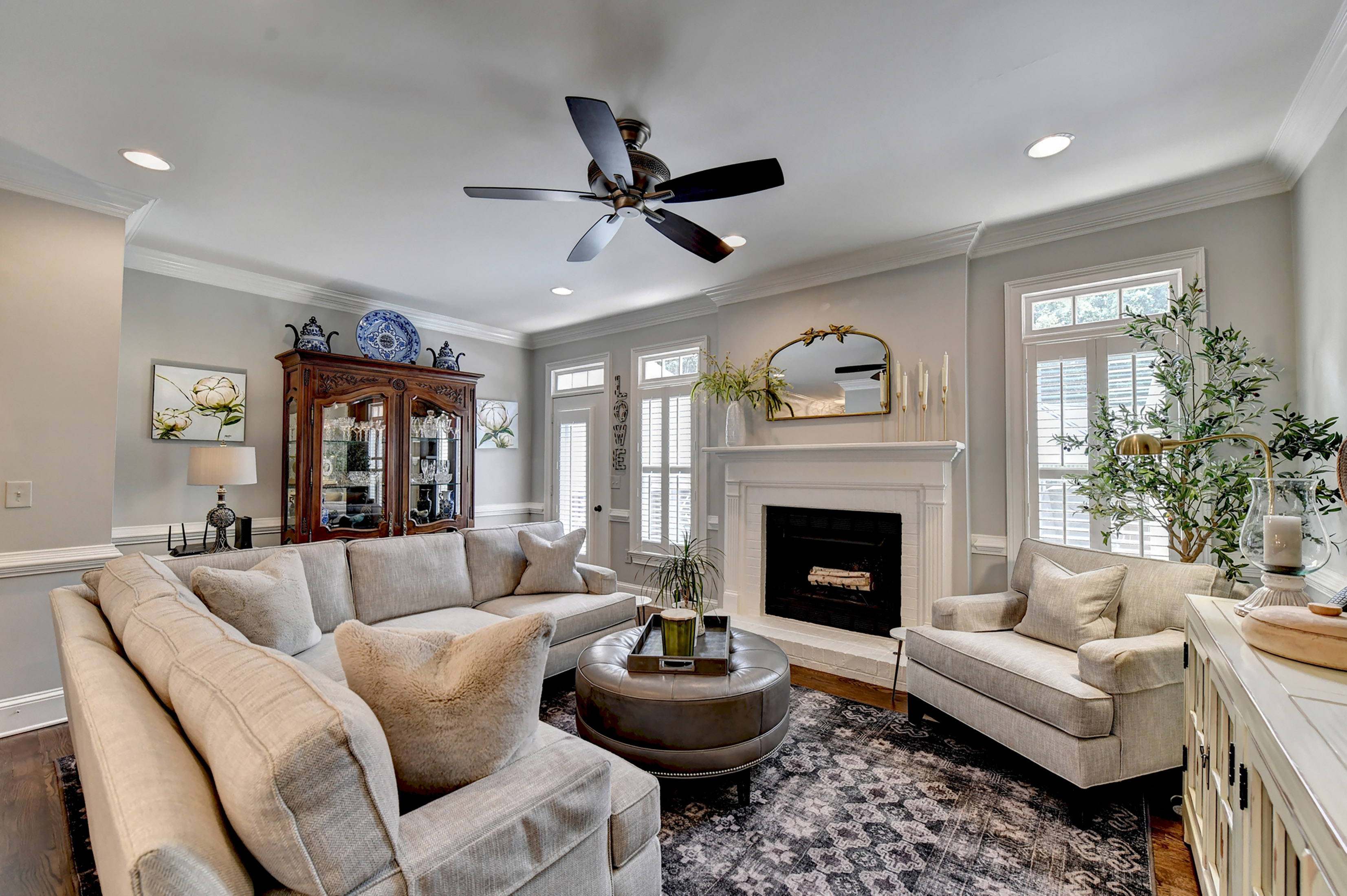  Lovely End-Unit Townhome in Roswell - 物件實景