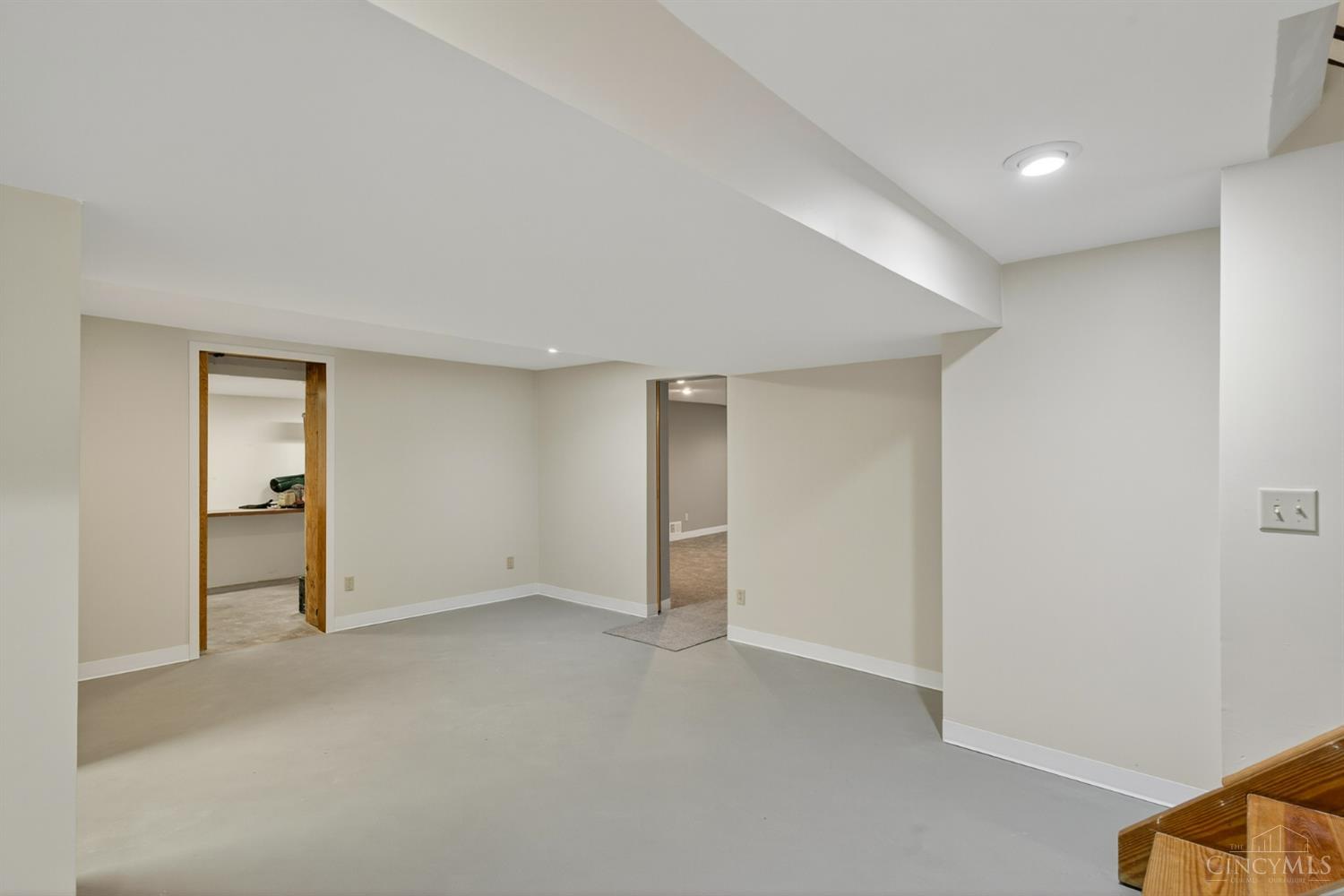 Madeira, Ohio, 45243, United States, 3 Bedrooms Bedrooms, ,2 BathroomsBathrooms,Residential,For Sale,1971231