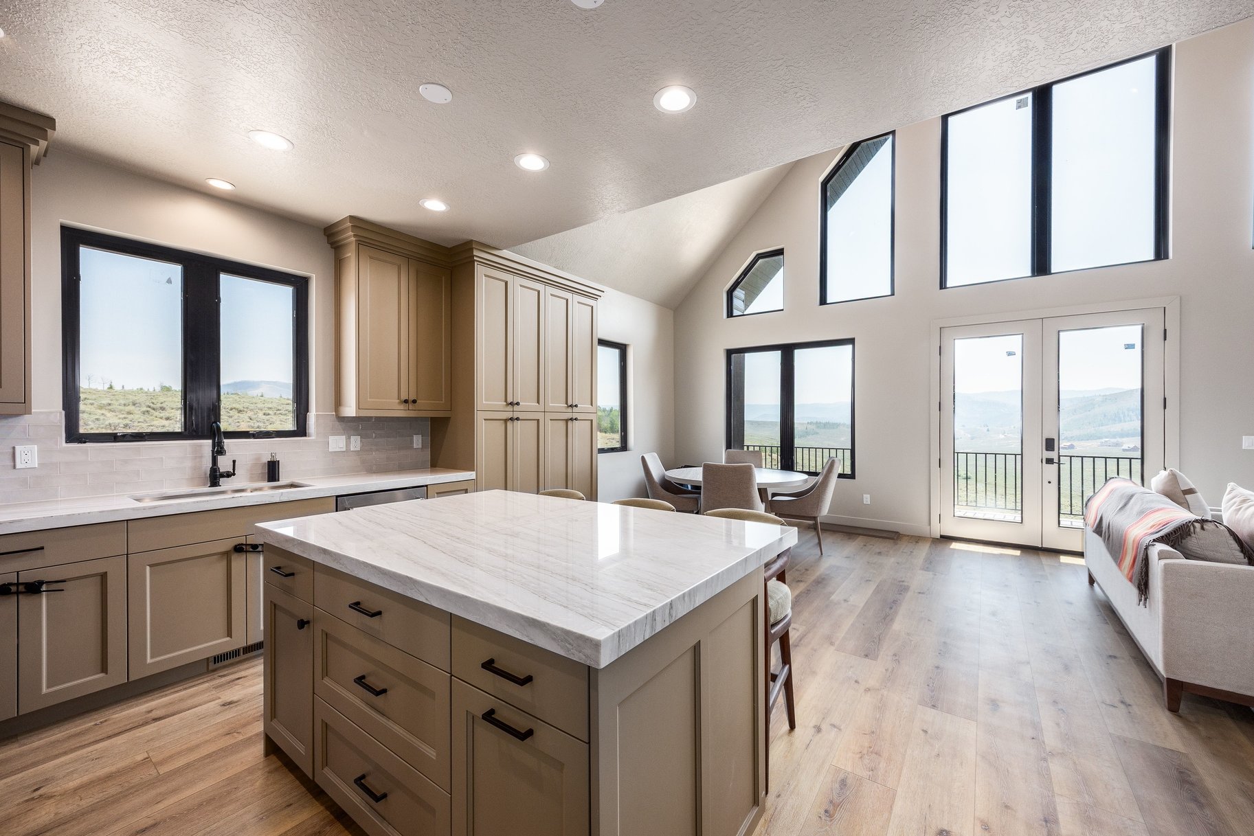  Modern Mountain Living with Panoramic Views & Scofield Reservoir Access - 物件實景