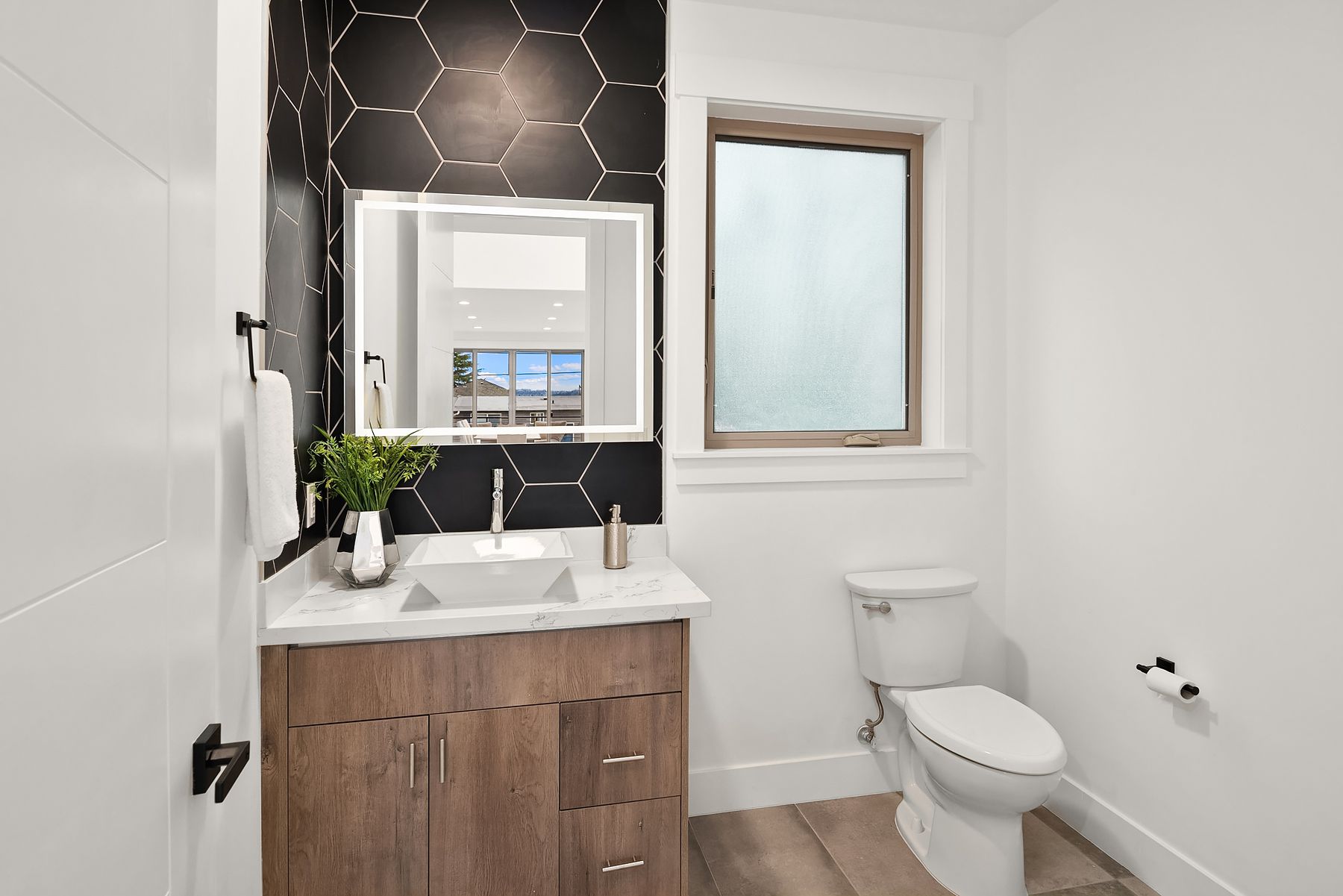  3202 Burnett Ave N, Renton, WA 98056 - 物件實景