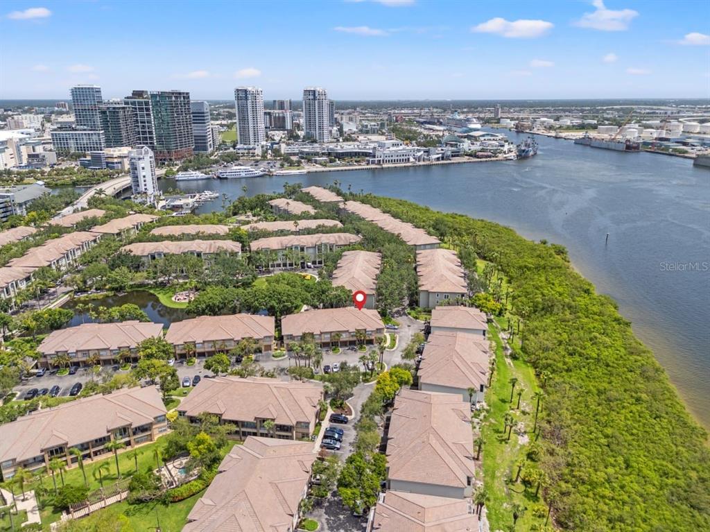 Tampa, Florida, 33602, United States, 3 Bedrooms Bedrooms, ,2 BathroomsBathrooms,Residential,For Sale,1885753