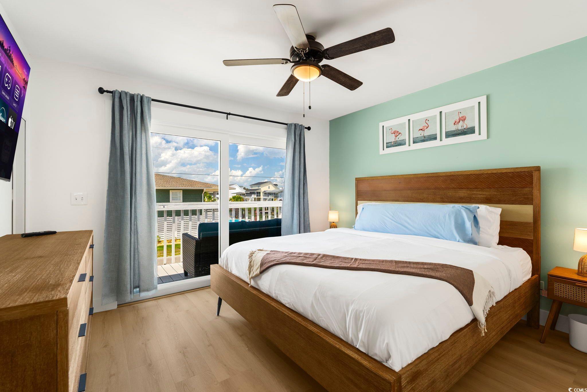 North Myrtle Beach, South Carolina, 29582, United States, 6 Bedrooms Bedrooms, ,4 BathroomsBathrooms,Residential,For Sale,1979698