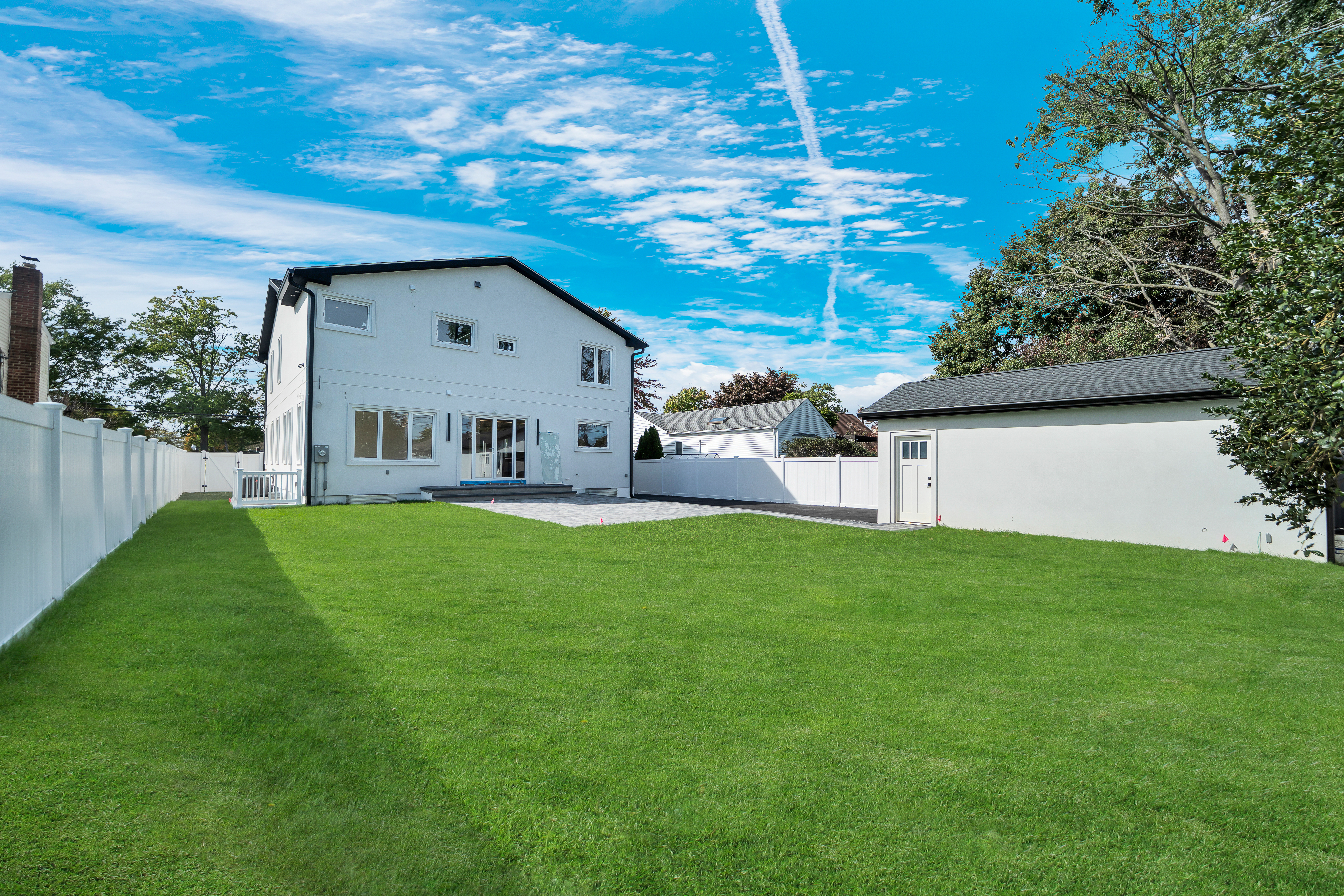  748 Carman Avenue, Westbury, NY, 11590 - 物件實景