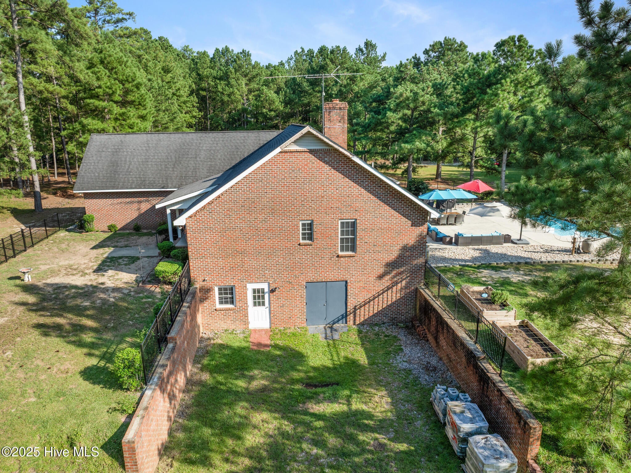 Ellerbe, North Carolina, 28338, United States, 3 Bedrooms Bedrooms, ,2 BathroomsBathrooms,Residential,For Sale,1926015