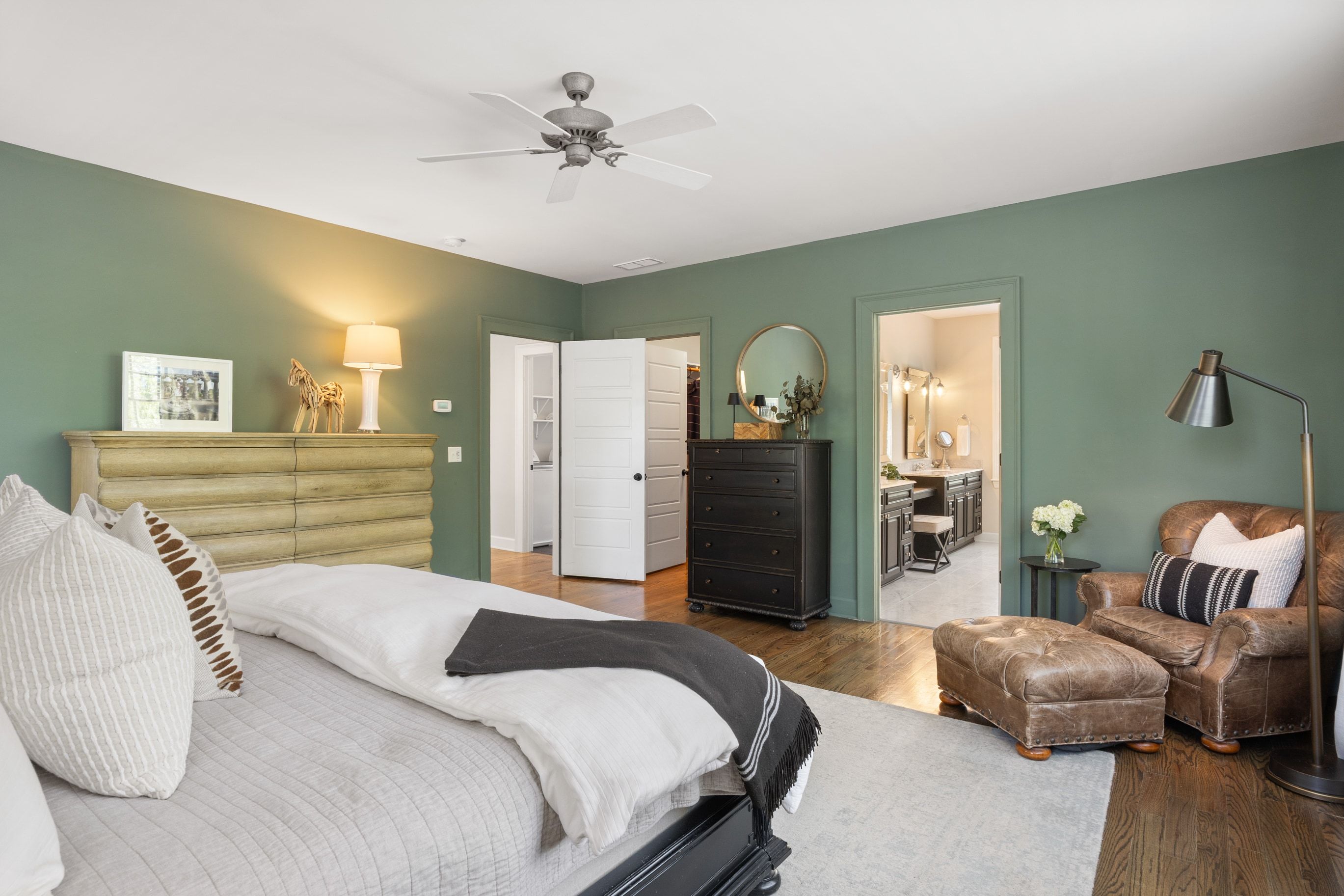  Nearly New Expertly Designed Kirkwood Home - 物件實景