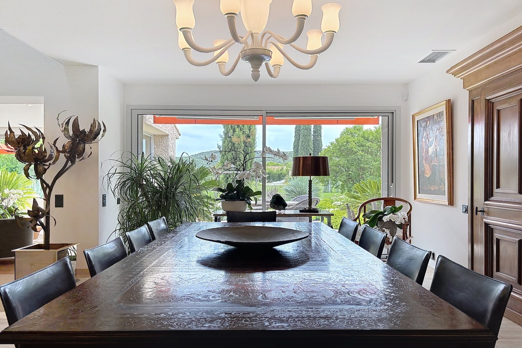  Uzès - Iconic 1970s Villa Fully Renovated with Stunning Volumes - 物件實景