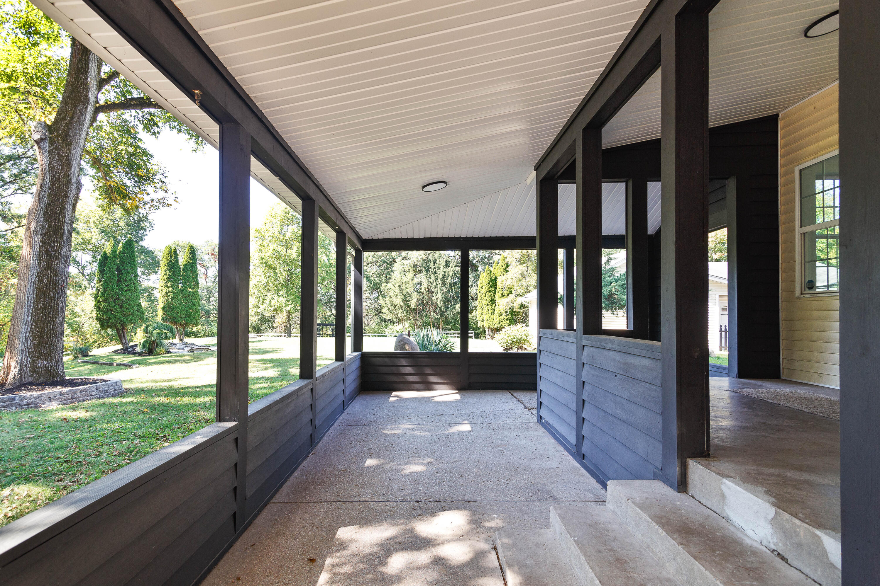 Crown Point, Indiana, 46307, United States, 5 Bedrooms Bedrooms, ,3 BathroomsBathrooms,Residential,For Sale,1946905