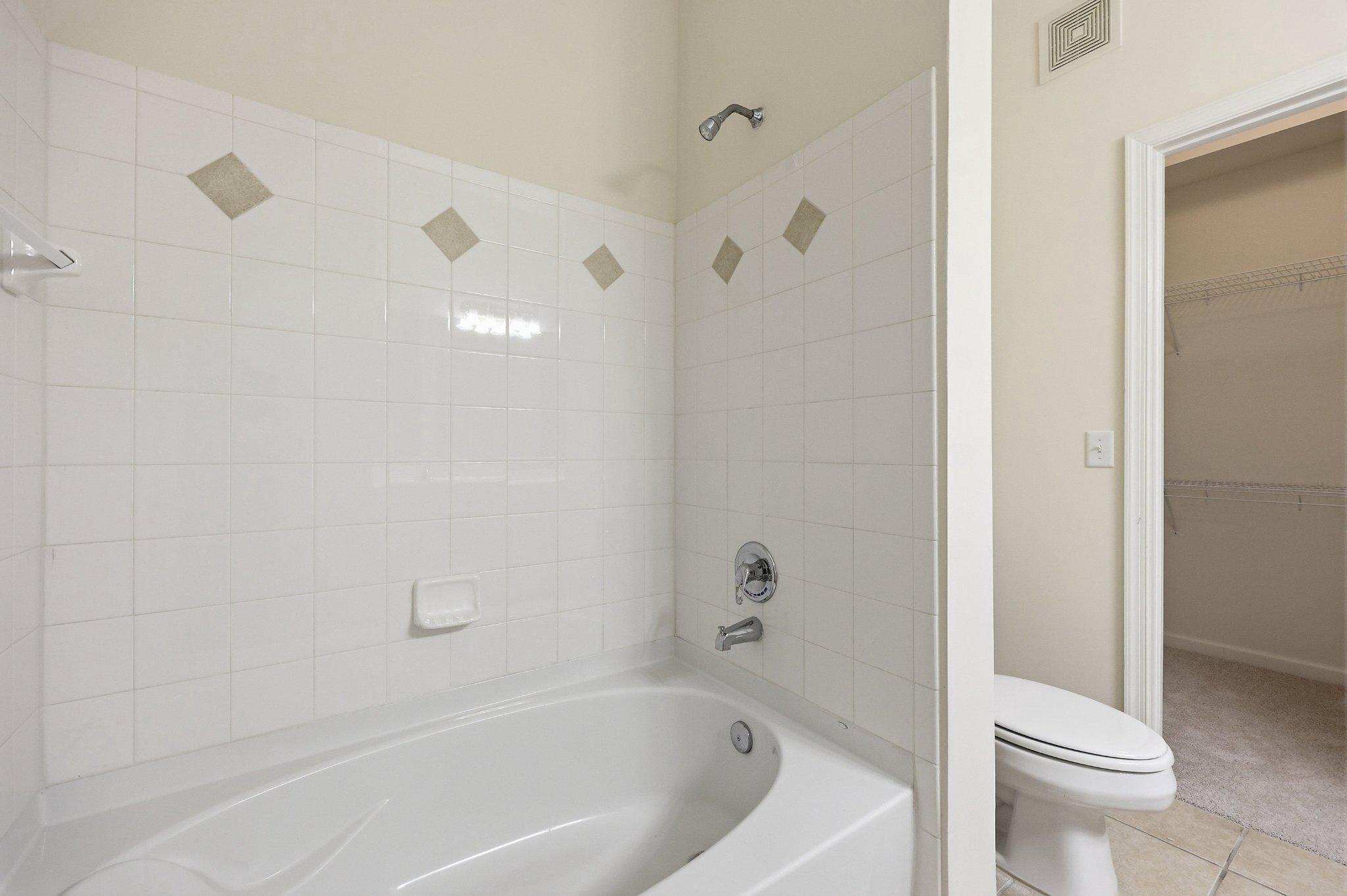  7 Booth Street, Gaithersburg, MD, 20878 - 物件實景
