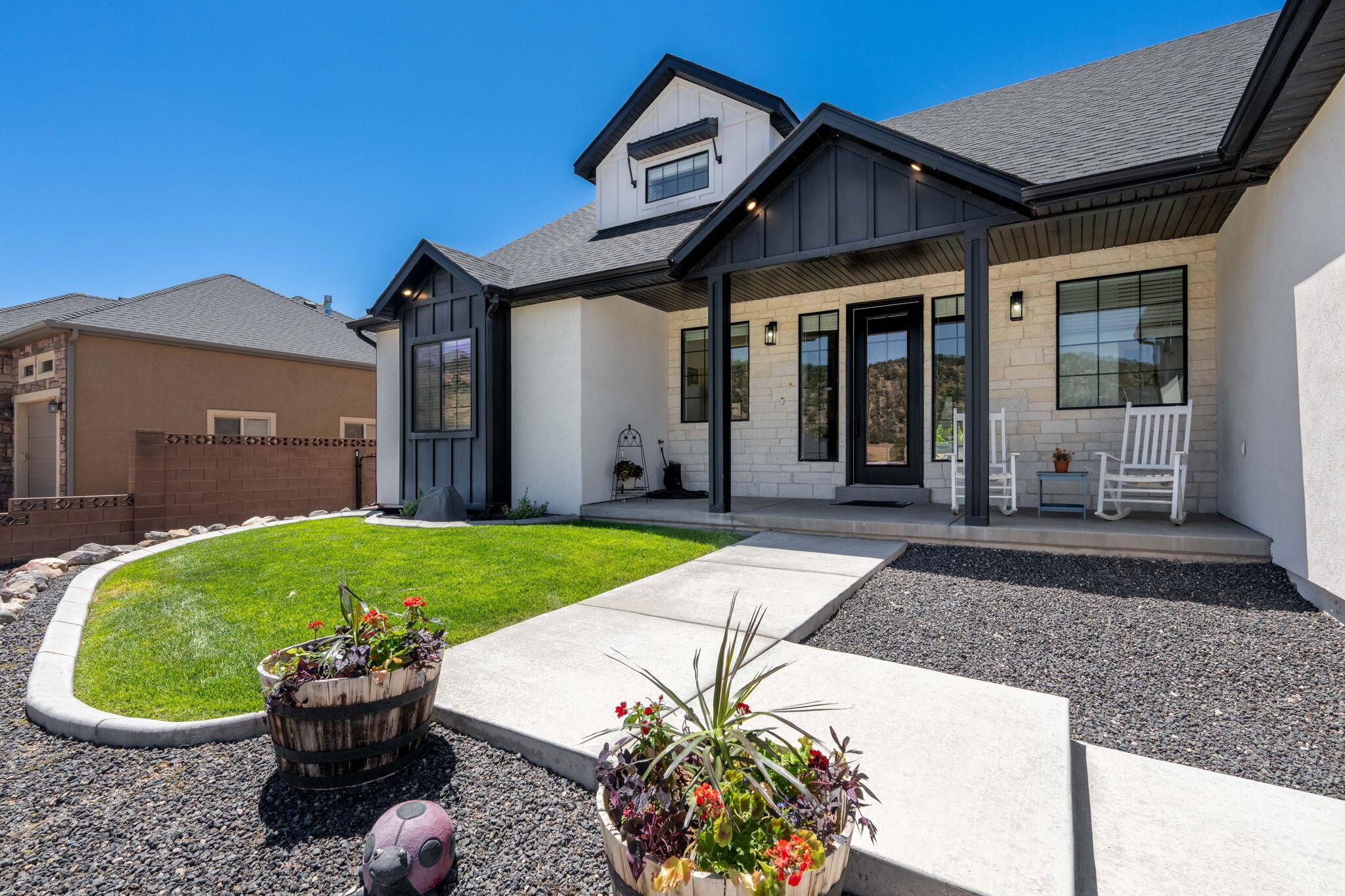 Cedar City, Utah, 84720, United States, 5 Bedrooms Bedrooms, ,4 BathroomsBathrooms,Residential,For Sale,1976034