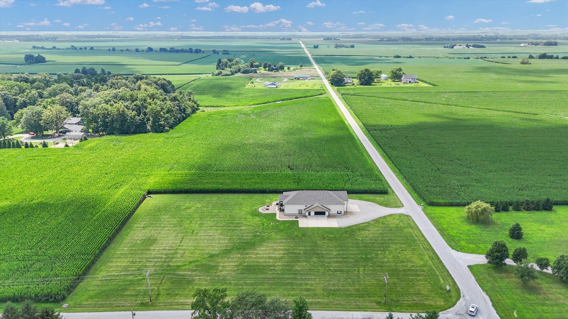 Sidney, Illinois, 61877, United States, 3 Bedrooms Bedrooms, ,2 BathroomsBathrooms,Residential,For Sale,1913394