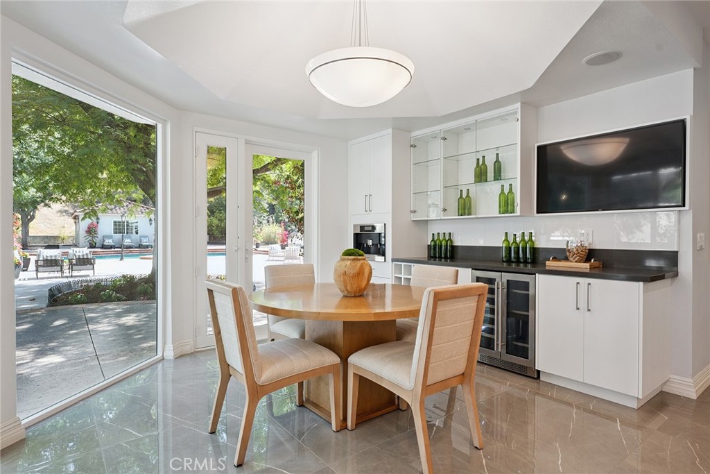 Calabasas, California, 91302, United States, 7 Bedrooms Bedrooms, ,7 BathroomsBathrooms,Residential,For Sale,1951012