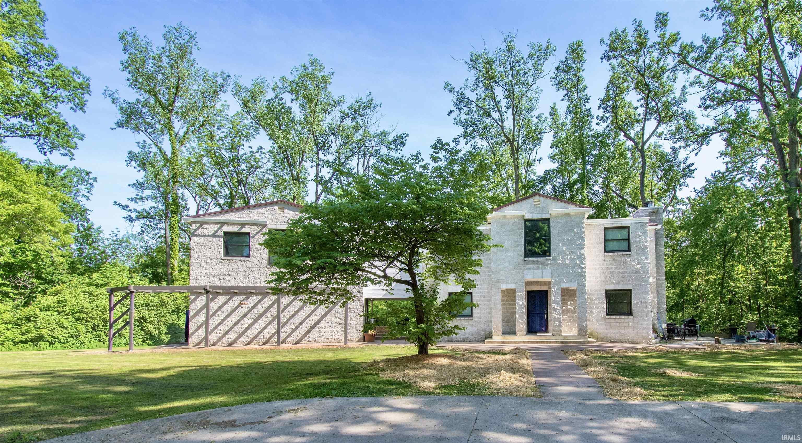 Fort Wayne, Indiana, 46804-4612, United States, 4 Bedrooms Bedrooms, ,3 BathroomsBathrooms,Residential,For Sale,2049383